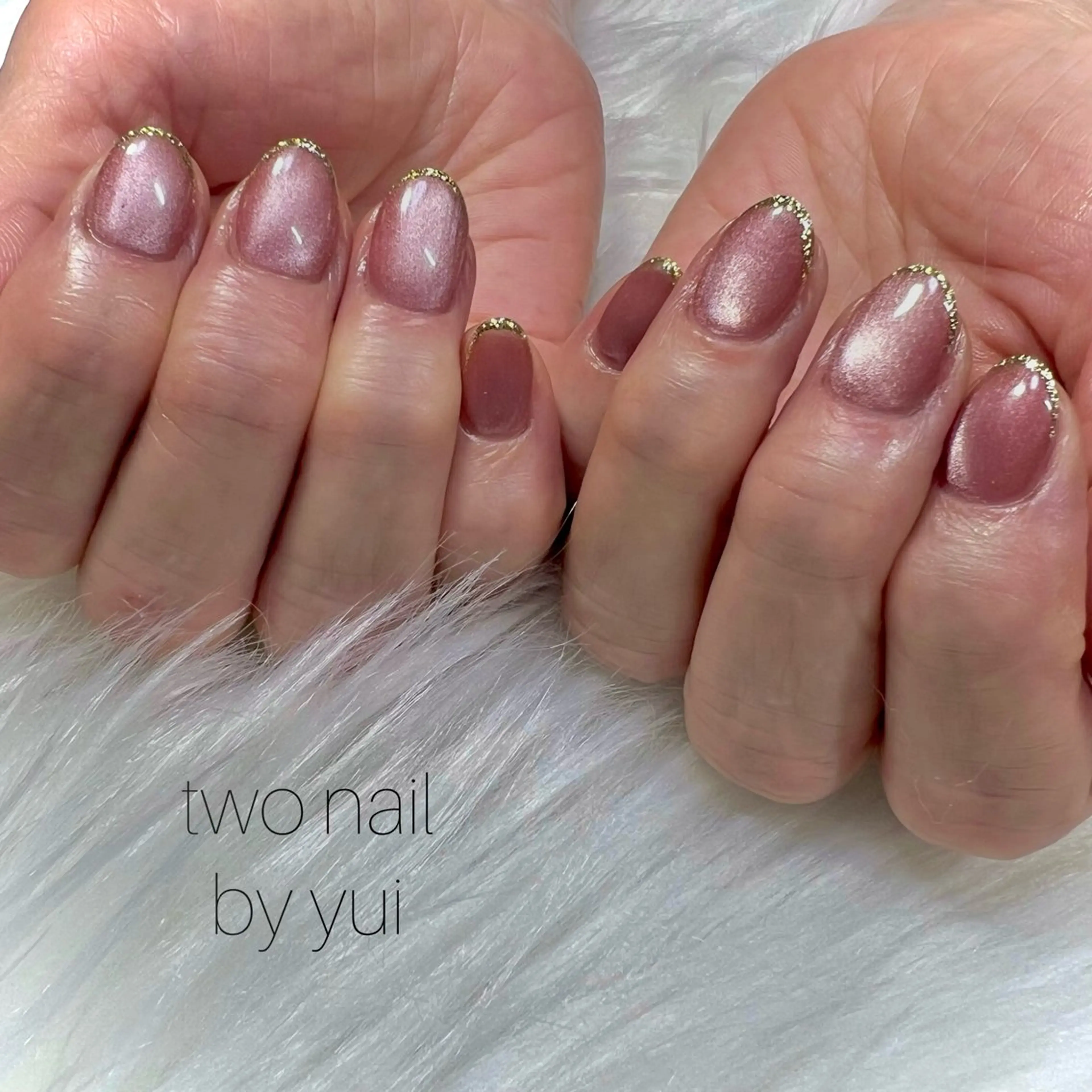 ネイル アートネイル ブラウン マグネットネイル ネイルチップ ホワイト ハンドネイル two nailのネイルデザイン