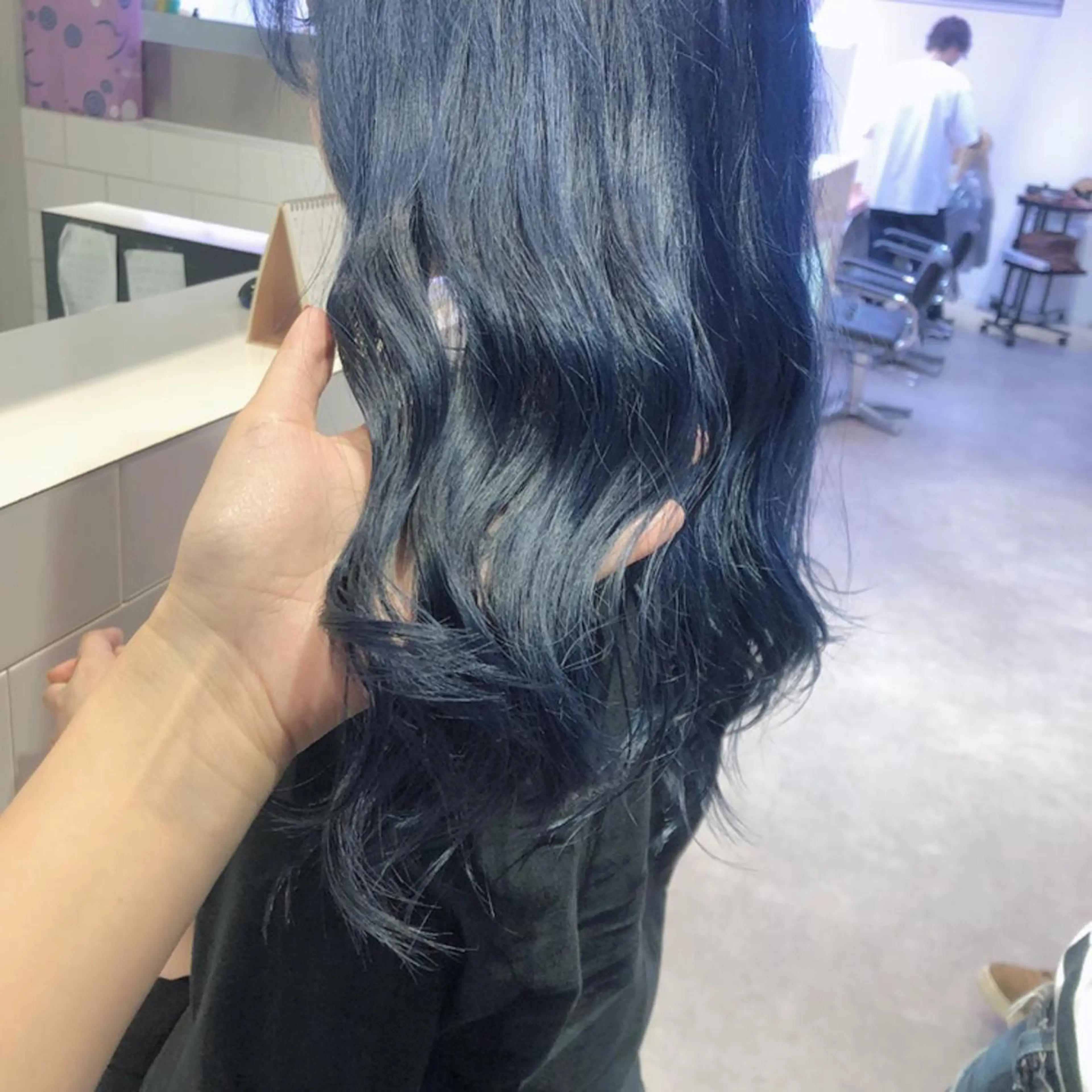 ロング カラー ヘアアレンジ ブルーカラー ネイビーカラー レイヤーカット指名 No.1💖マユカのヘアスタイル