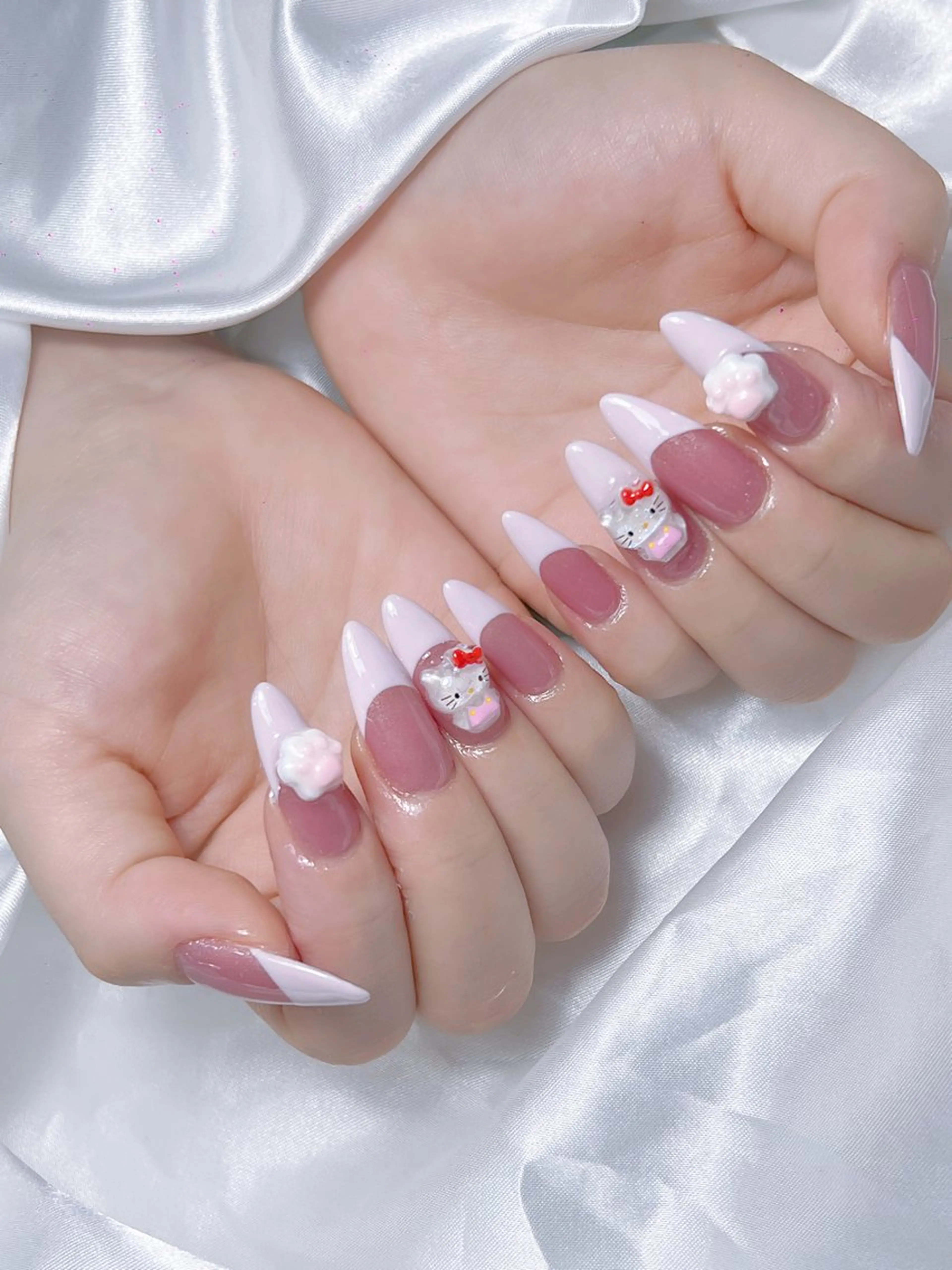 ネイル LEELA NAIL STUDIO所属・LEELA NAIL STUDIOのネイルデザイン