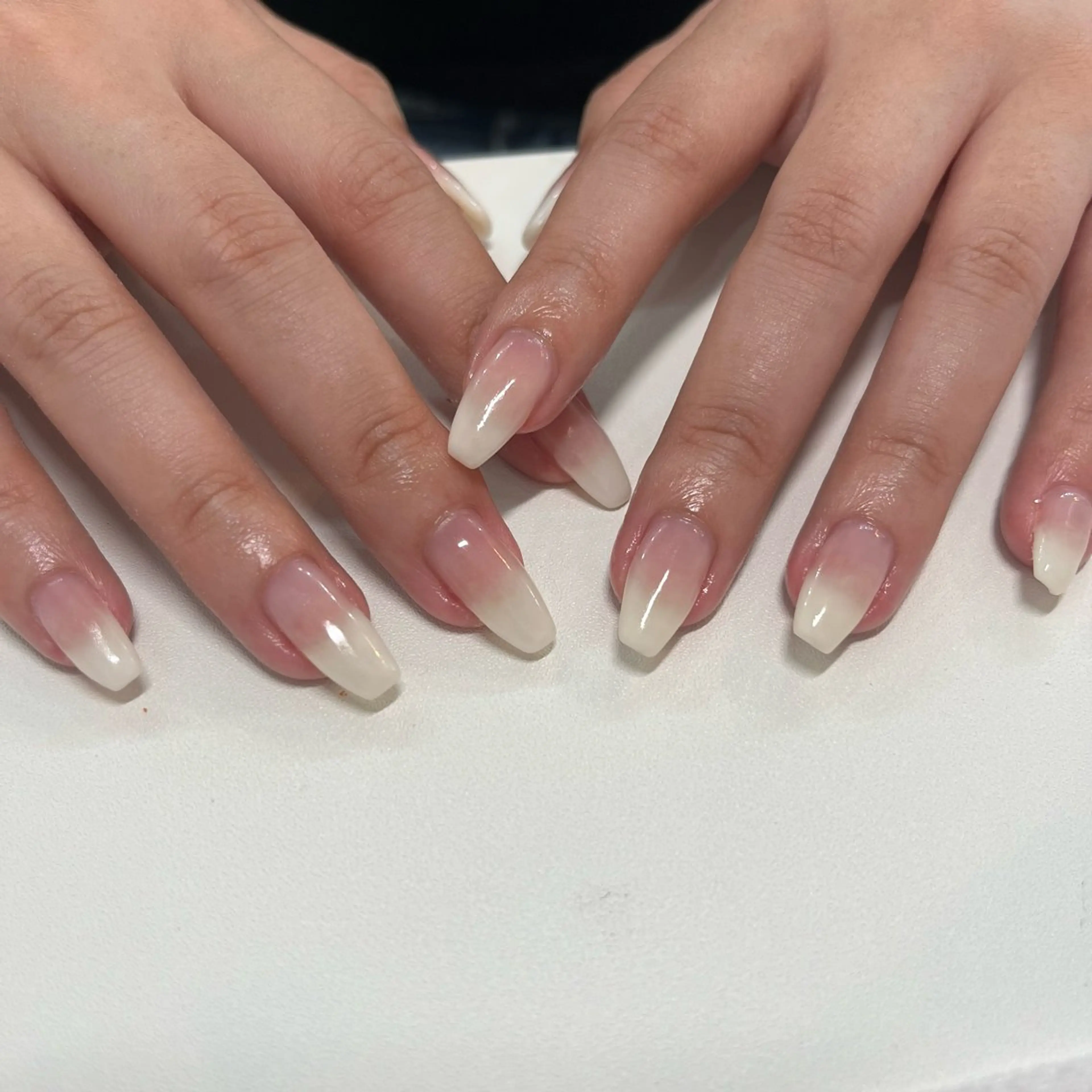 【平日限定💅カラー豊富💎】ワンカラー・カラグラ 3480円(オフ込み)※長さだし・亀裂補強、パーツは＋料金で可能🌈の写真