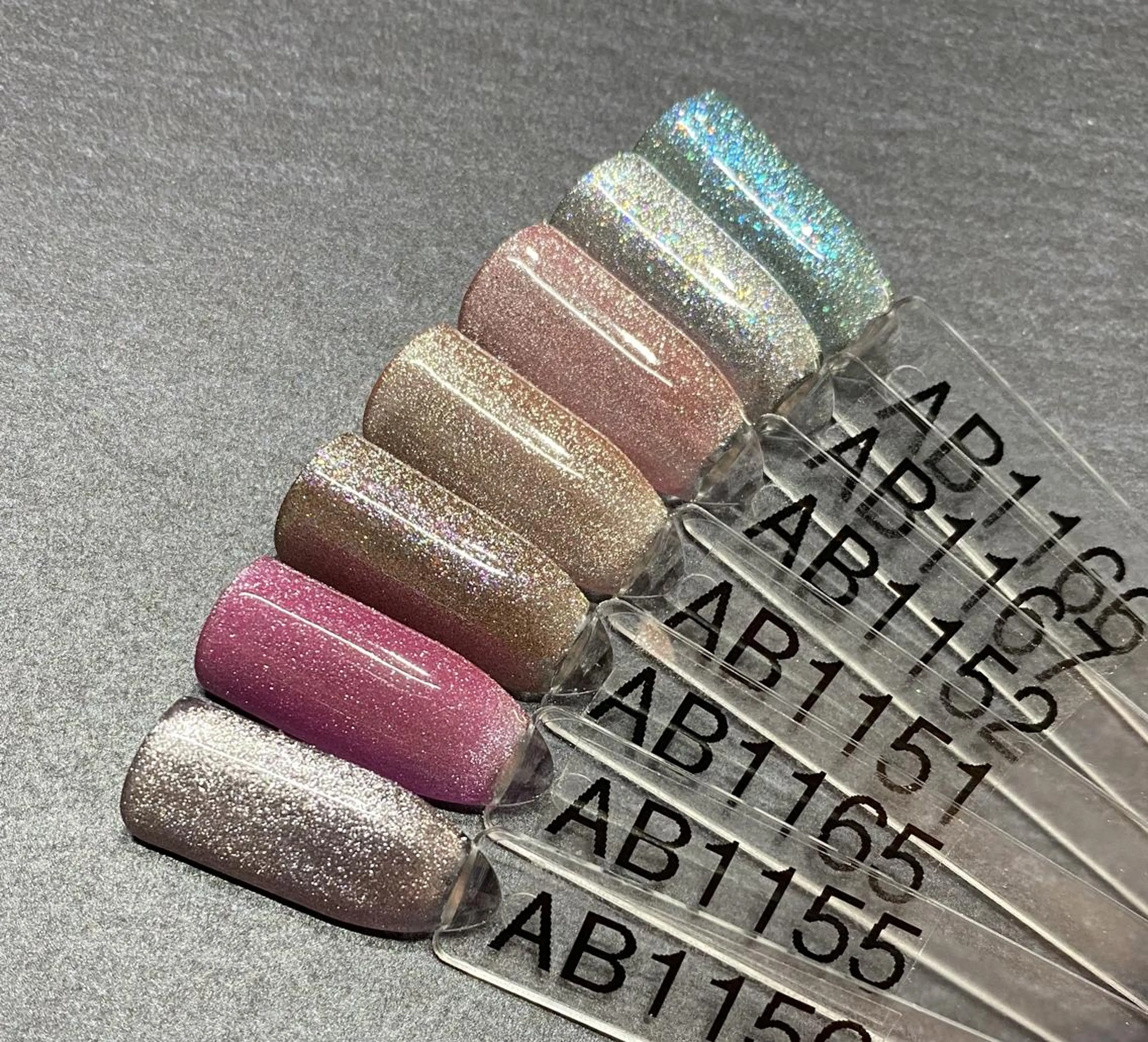 ネイル フットネイル SHIORI 🤍のネイルデザイン