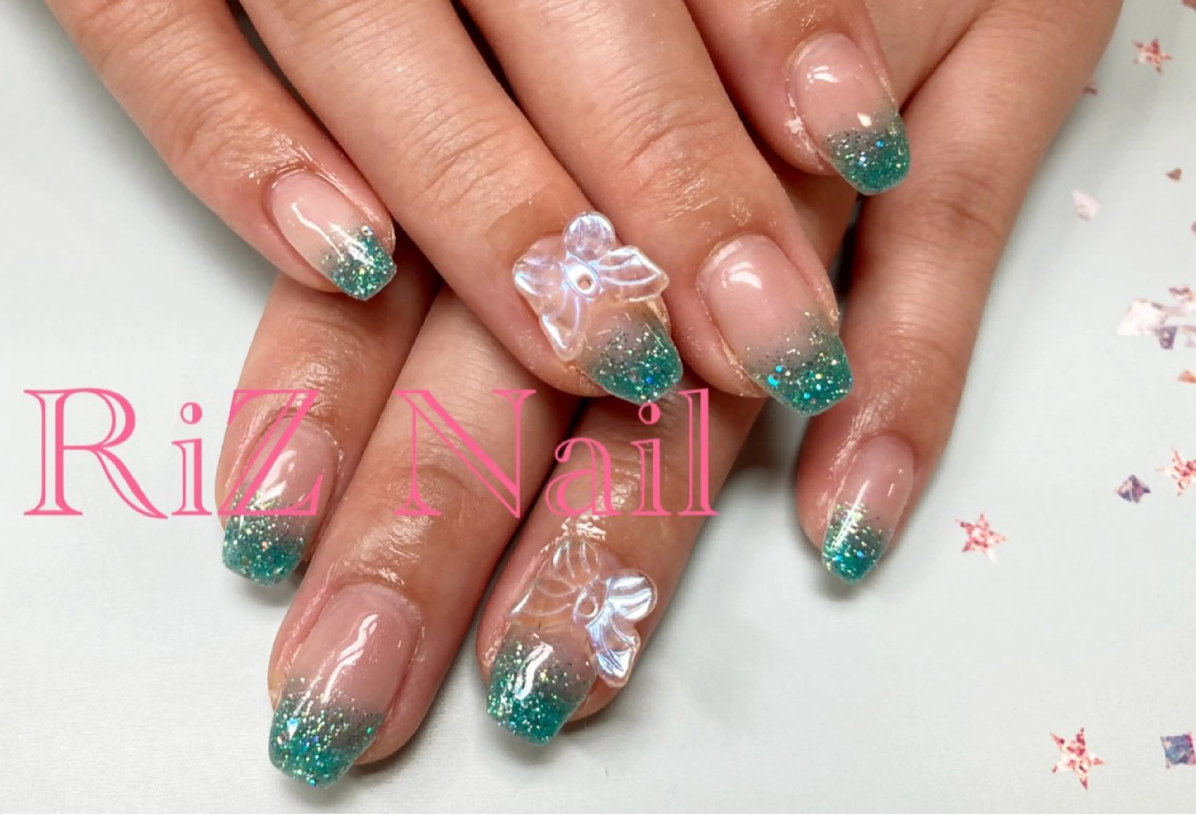 ネイル グラデーション ラメ(グリッター) ラメグラデーション ハンドネイル RiZ nail salonのネイルデザイン