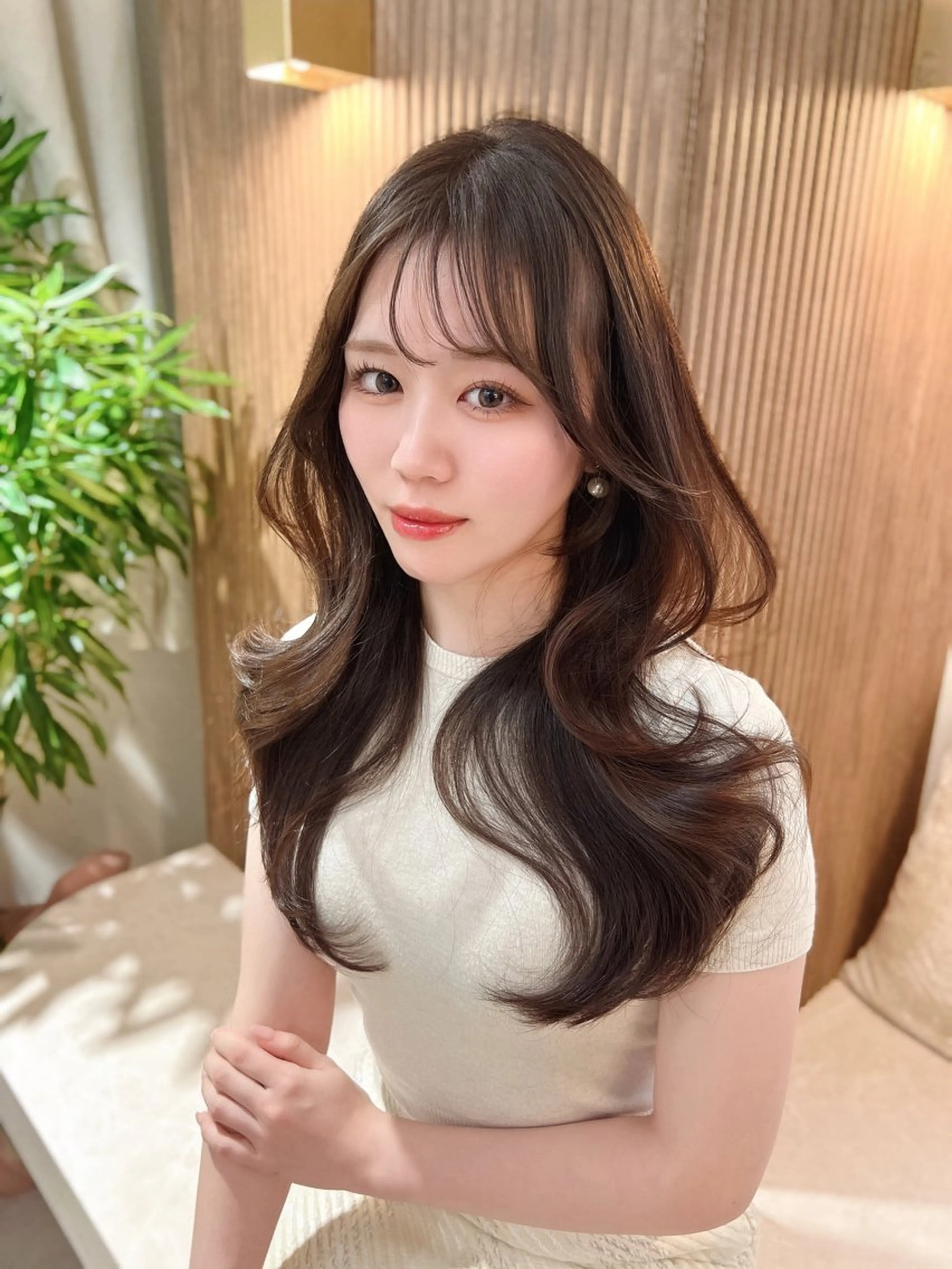 ロング カラー カット kumu 栄のヘアスタイル