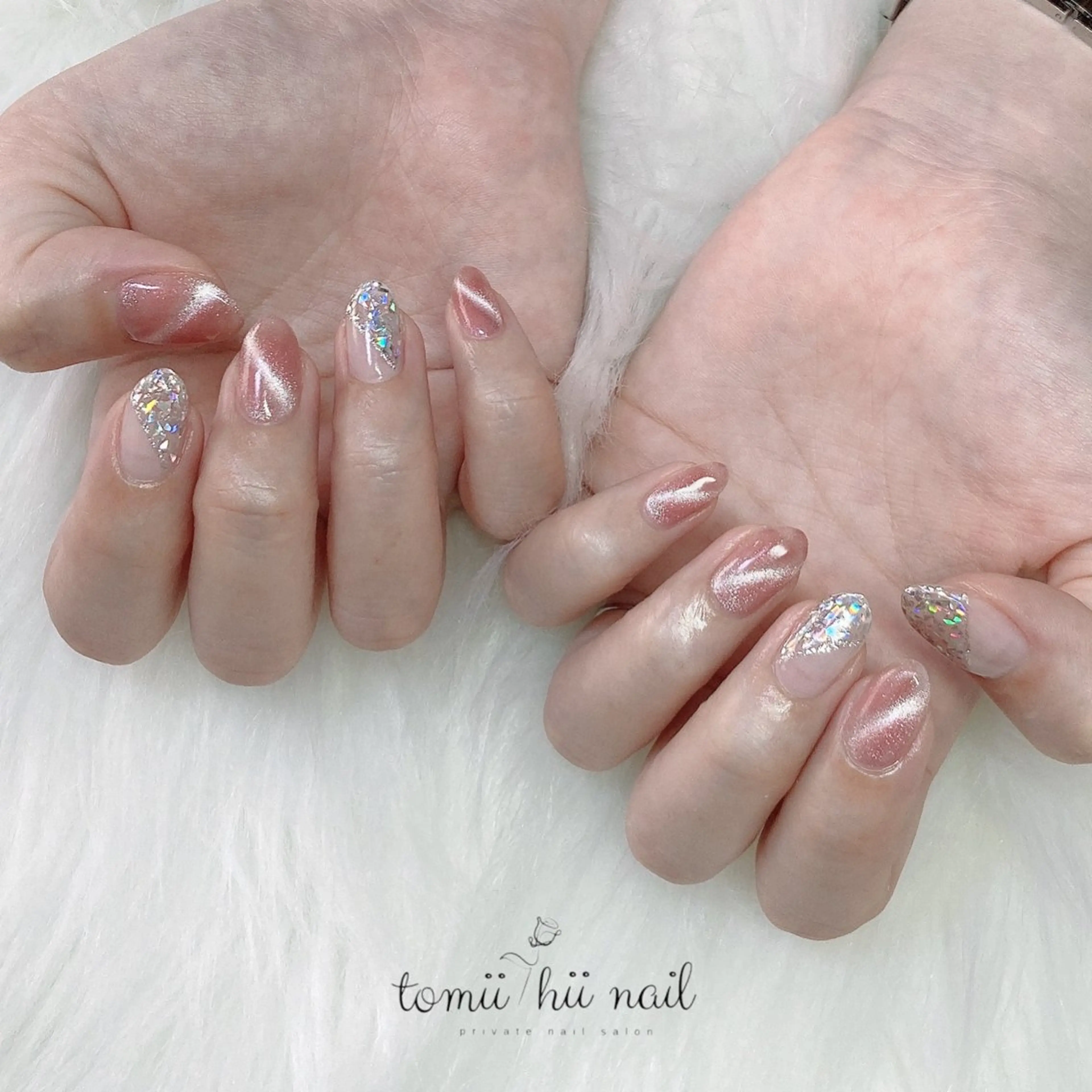 ネイル フレンチネイル キラキラネイル マグネットネイル 斜めフレンチ ハンドネイル tomii-hii -nailのネイルデザイン