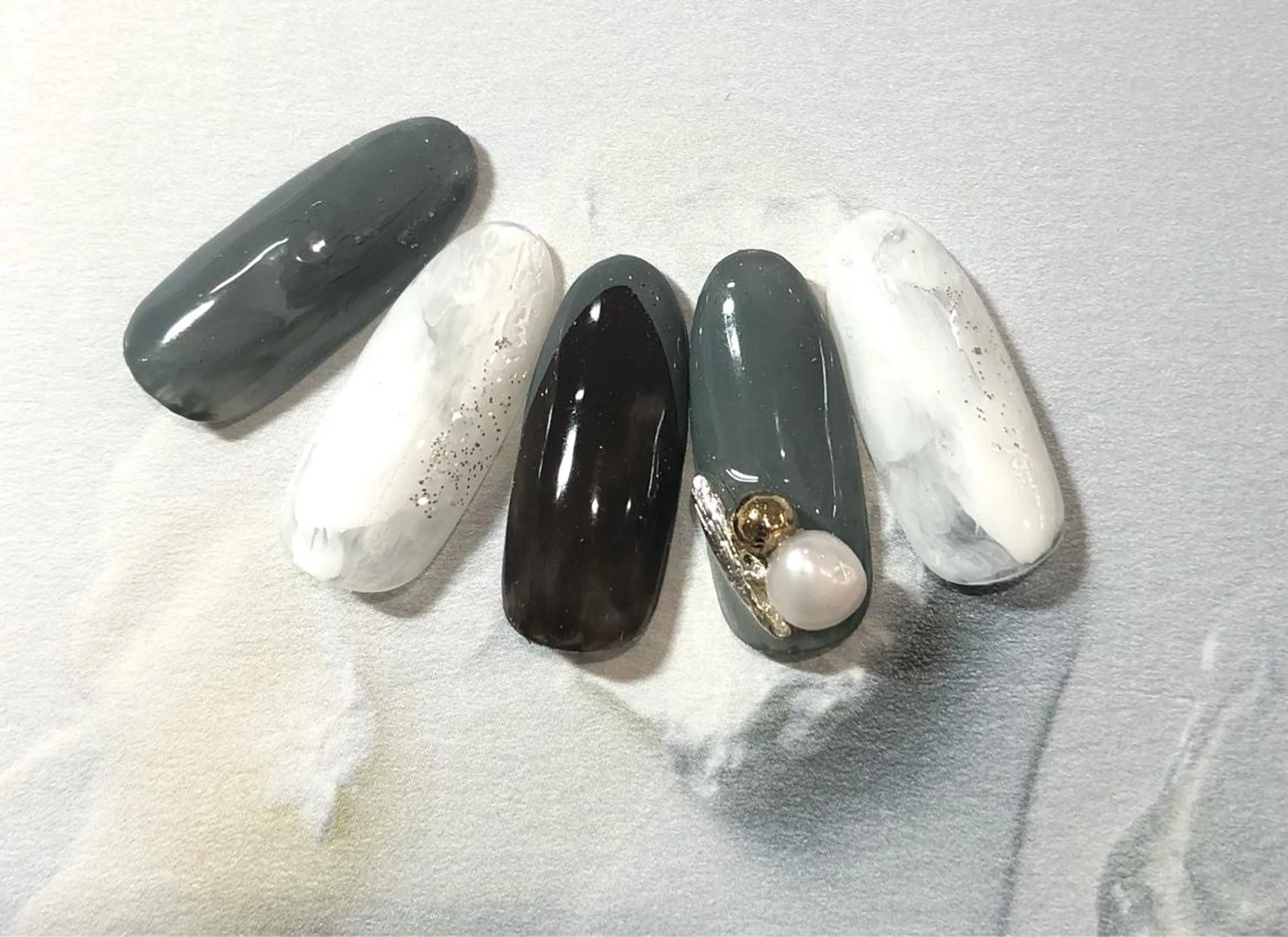 ネイル Ｈ3（エイチスリー）所属・H3 hitoのネイルデザイン