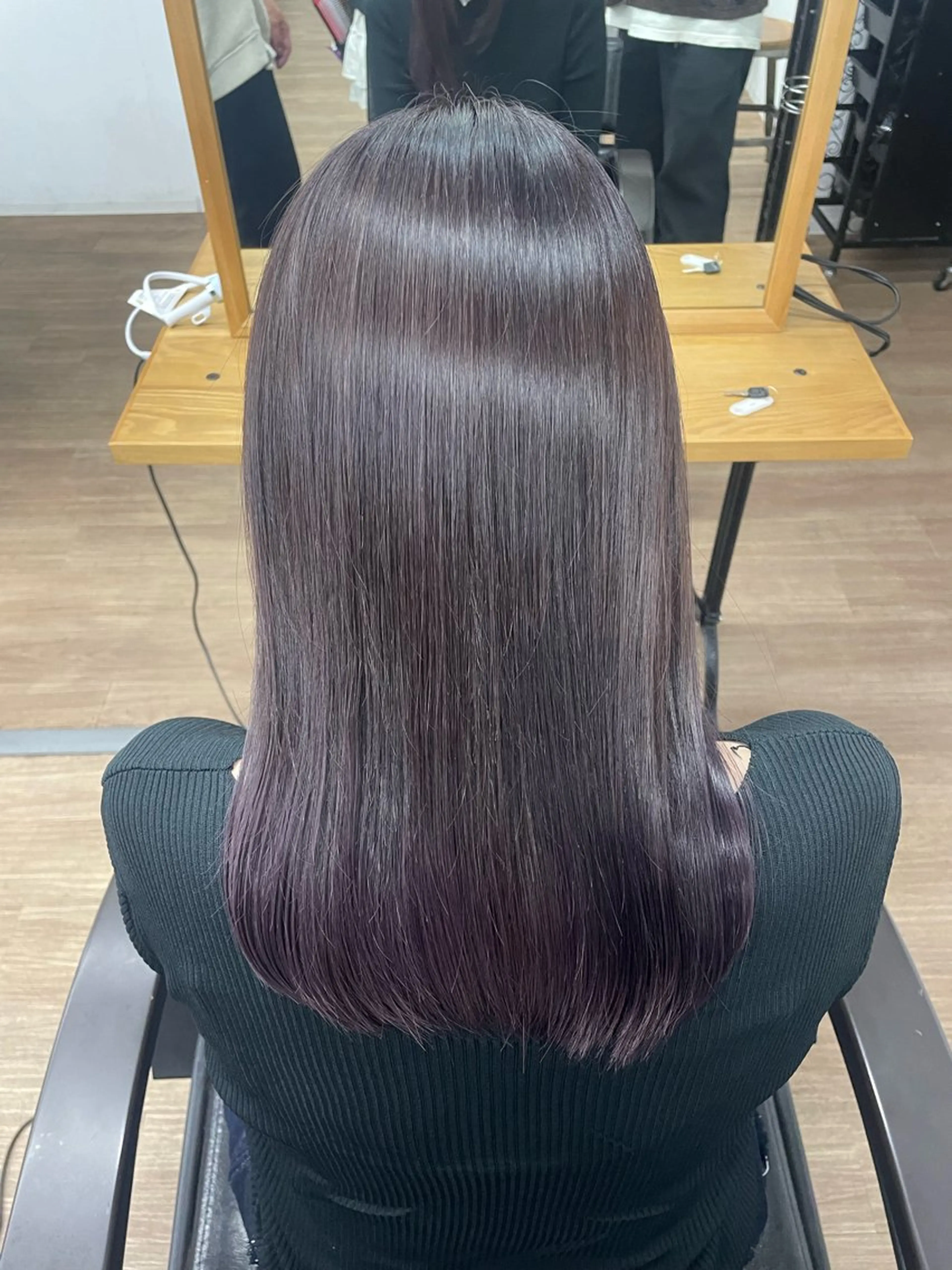 ミディアム カラー 小澤 わかなのヘアスタイル