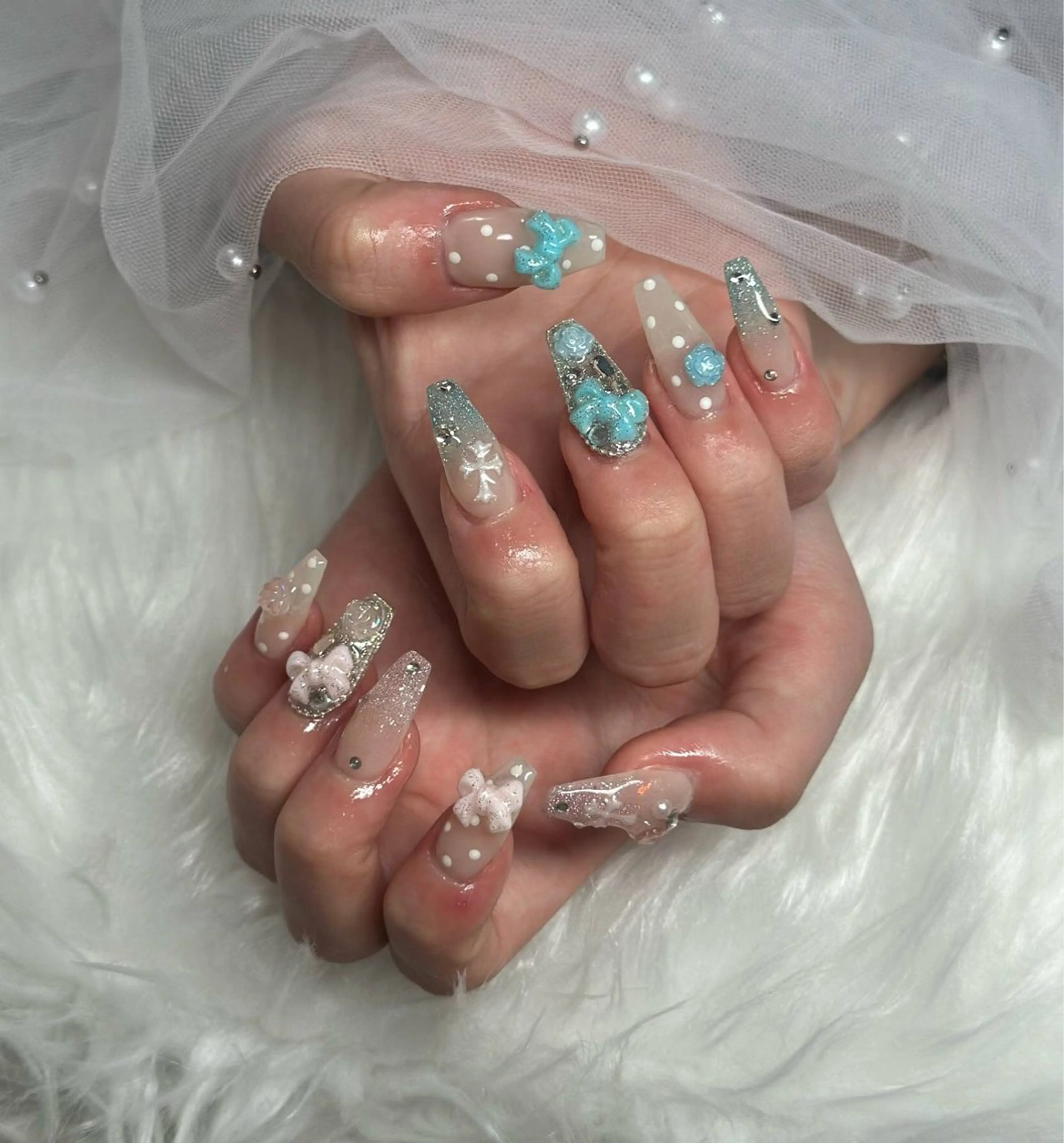 ネイル フレンチネイル ジェルネイル ガラスフレンチ ハロウィン ハート ハンドネイル H.baby Nail Salonのネイルデザイン