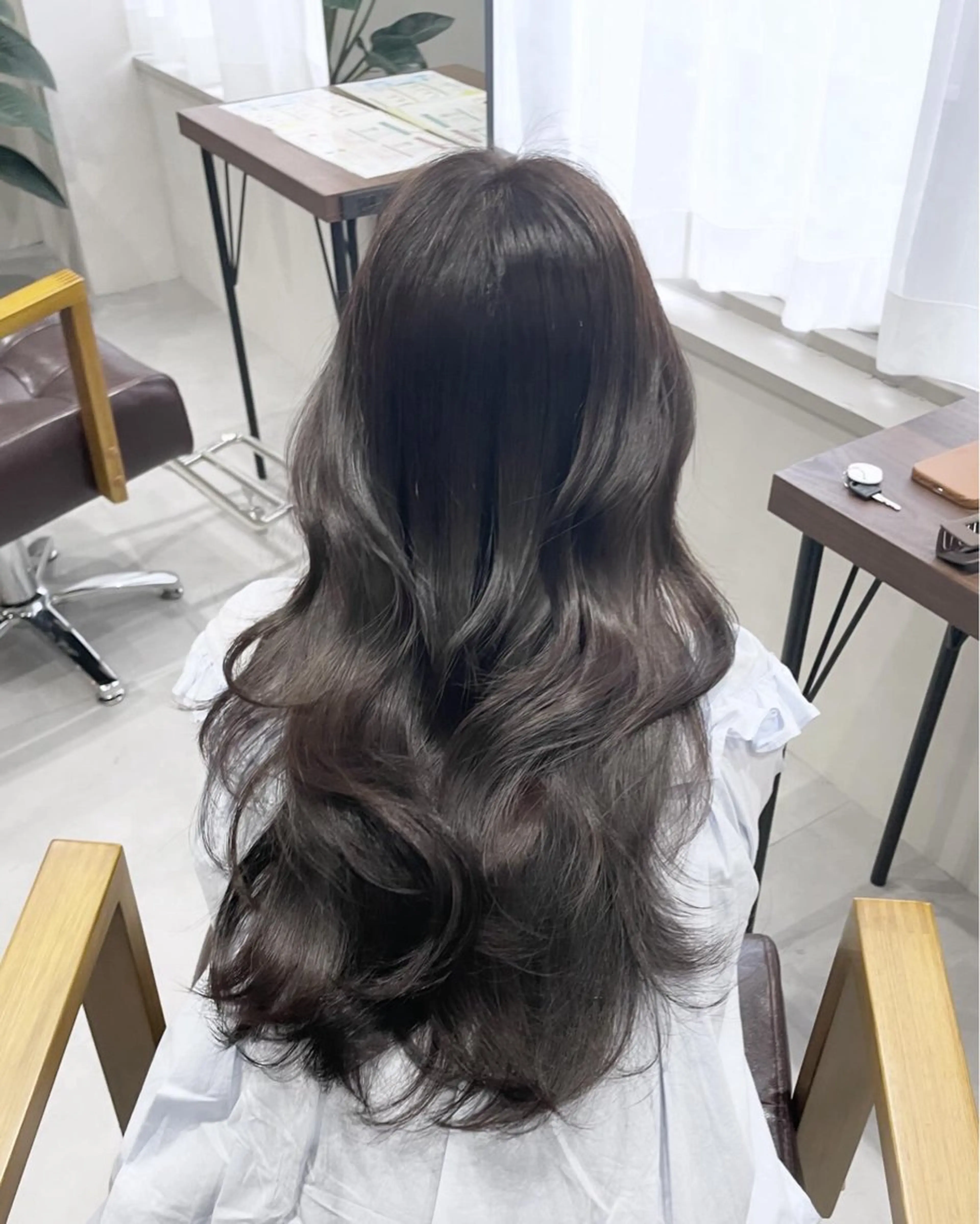 【平日限定】カット＋透明感カラー＋オリジナルトリートメントの写真