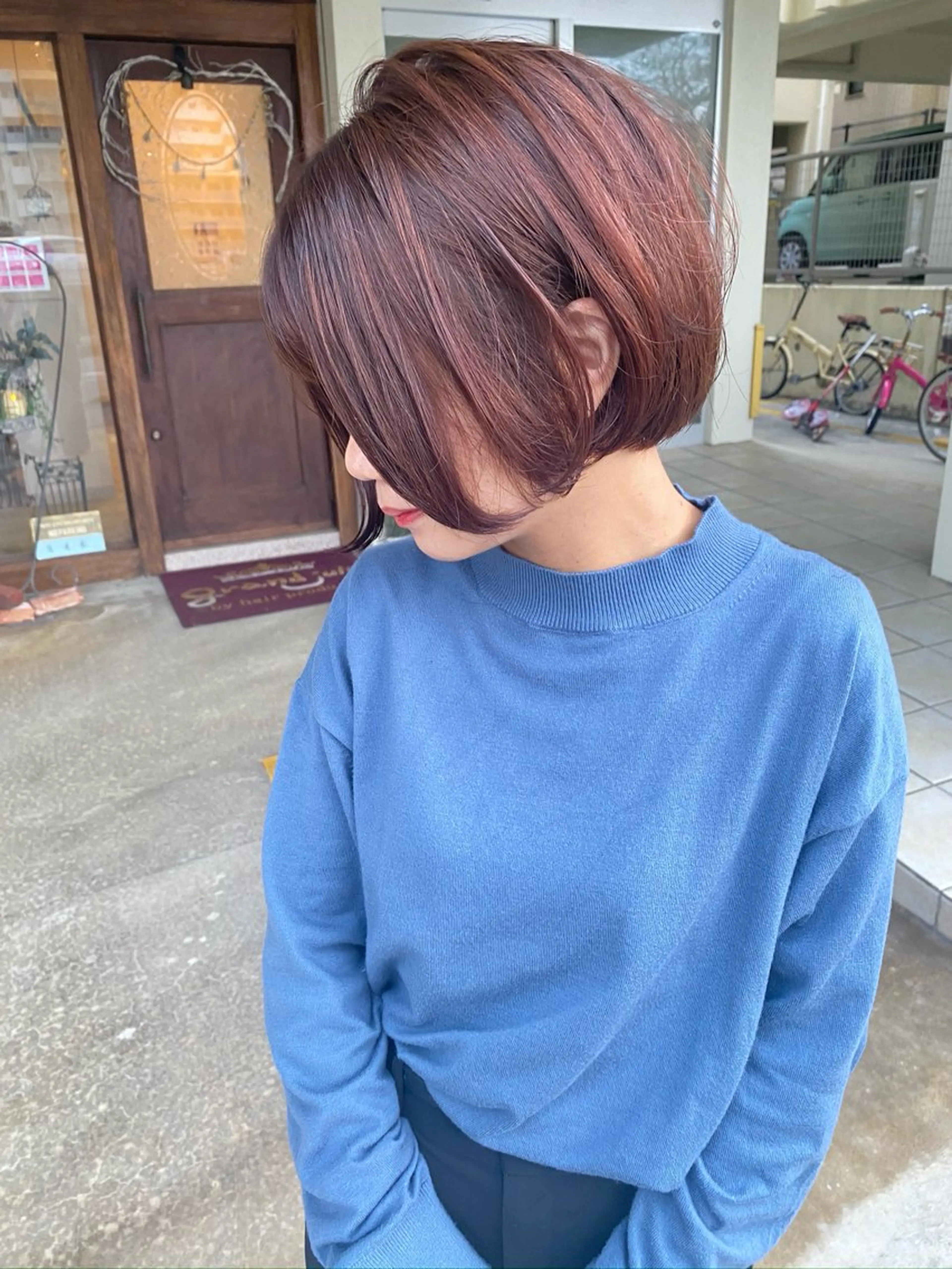 ショート カラー ボブ カット ヘアカラー grand juteのヘアスタイル