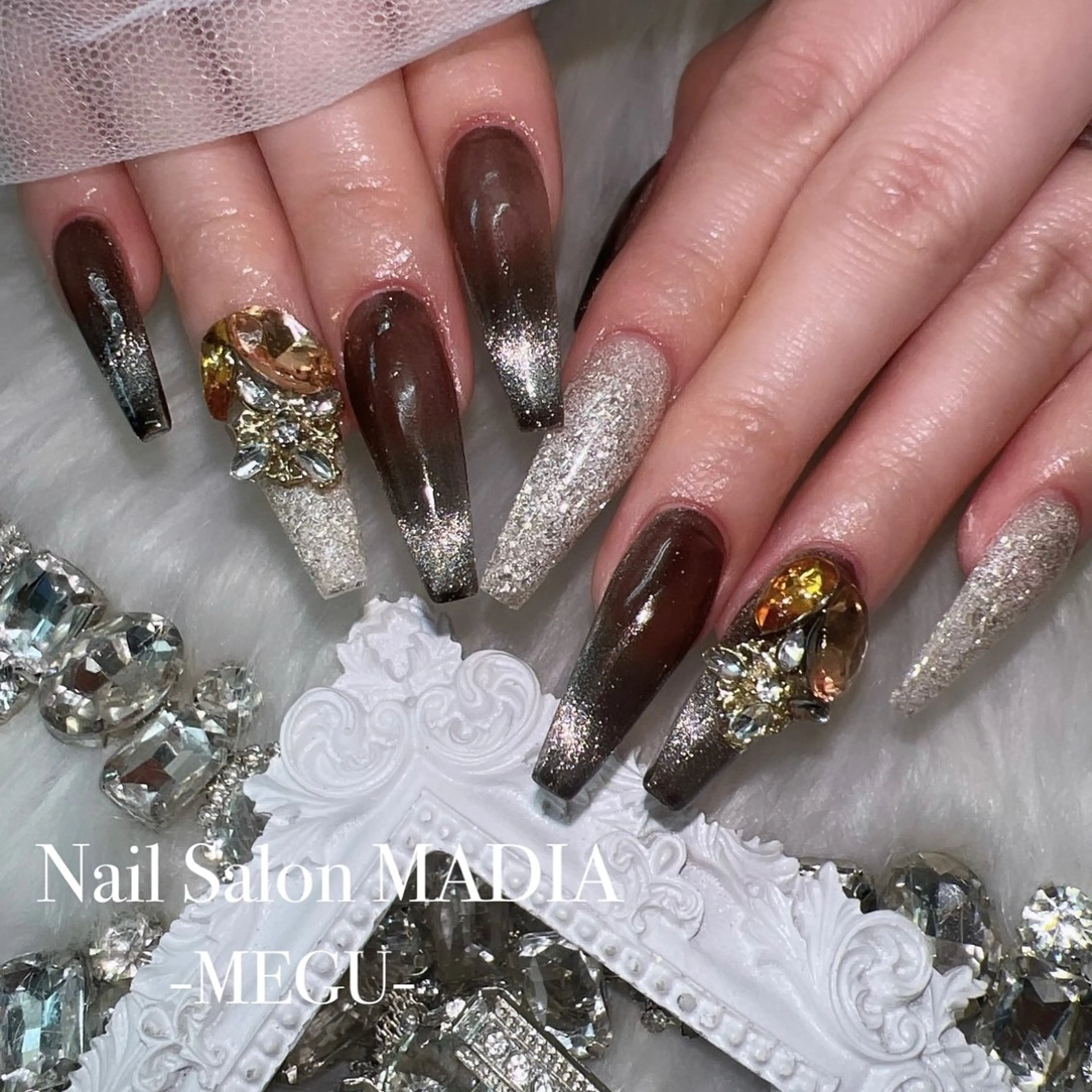 ネイル MADIA藤沢所属・MADIA MEGUのネイルデザイン