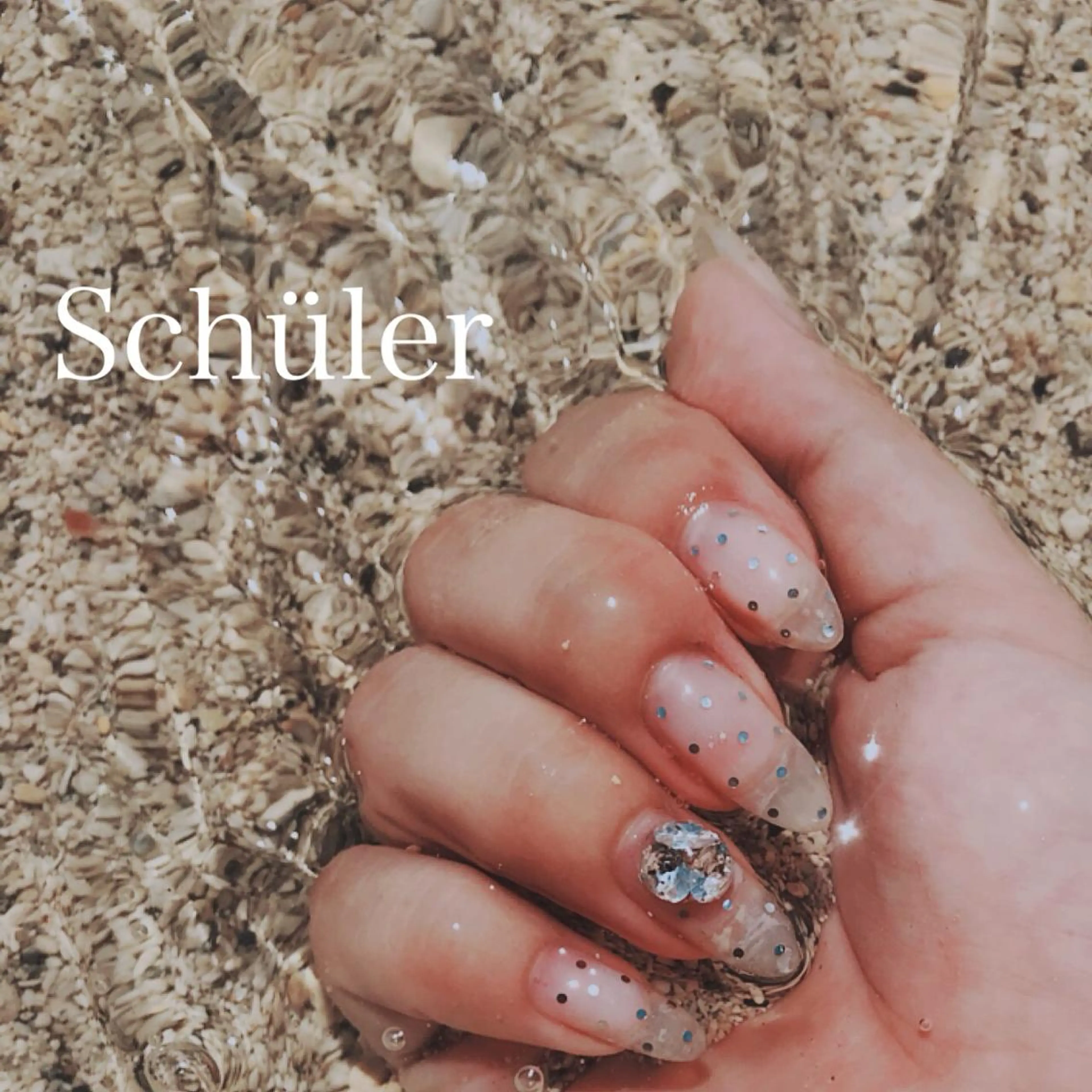 ネイル Schüler所属・野内 まきのネイルデザイン