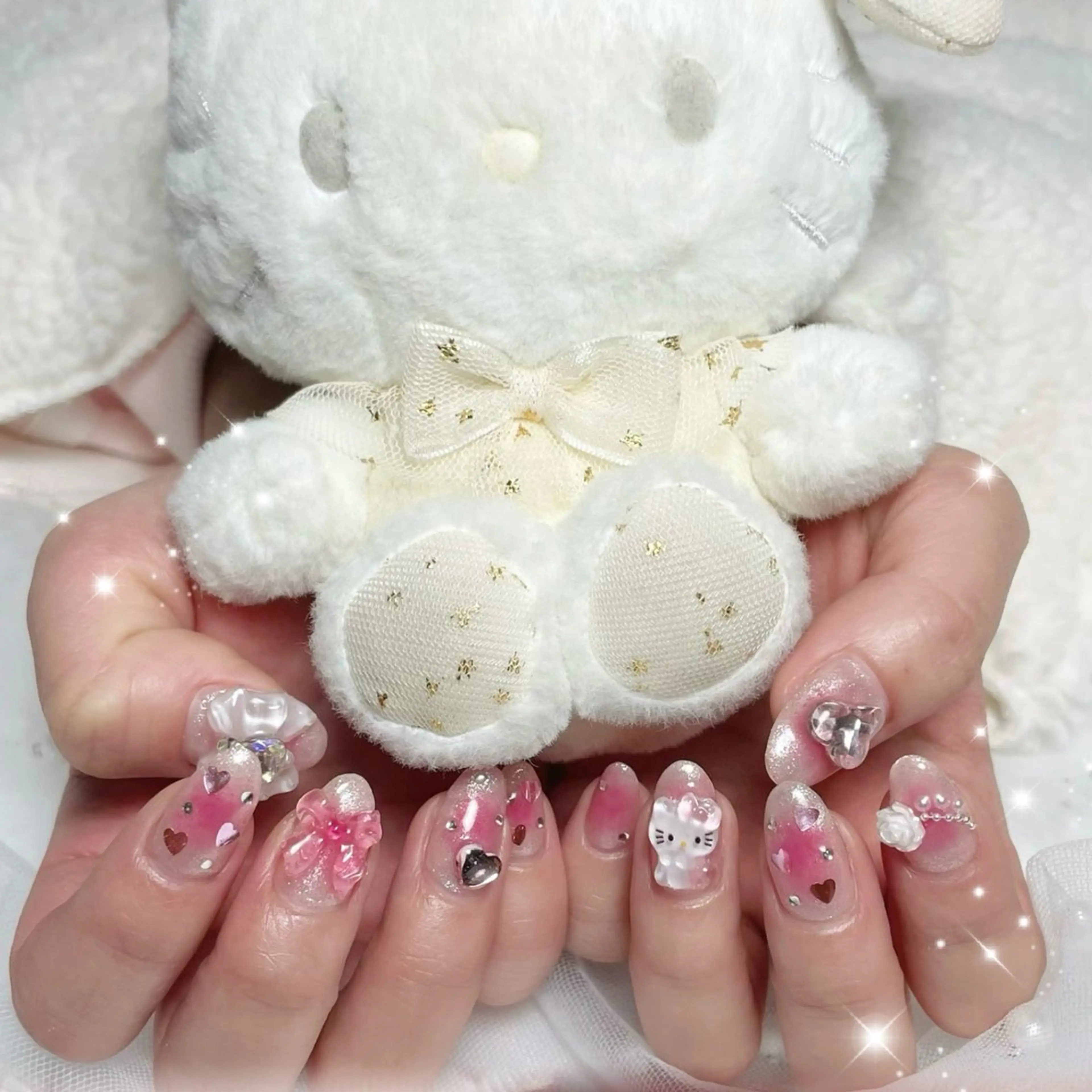 ネイル ハンドネイル 🎀藤沢ガーリーネイ ル/長さ出し🎀のネイルデザイン