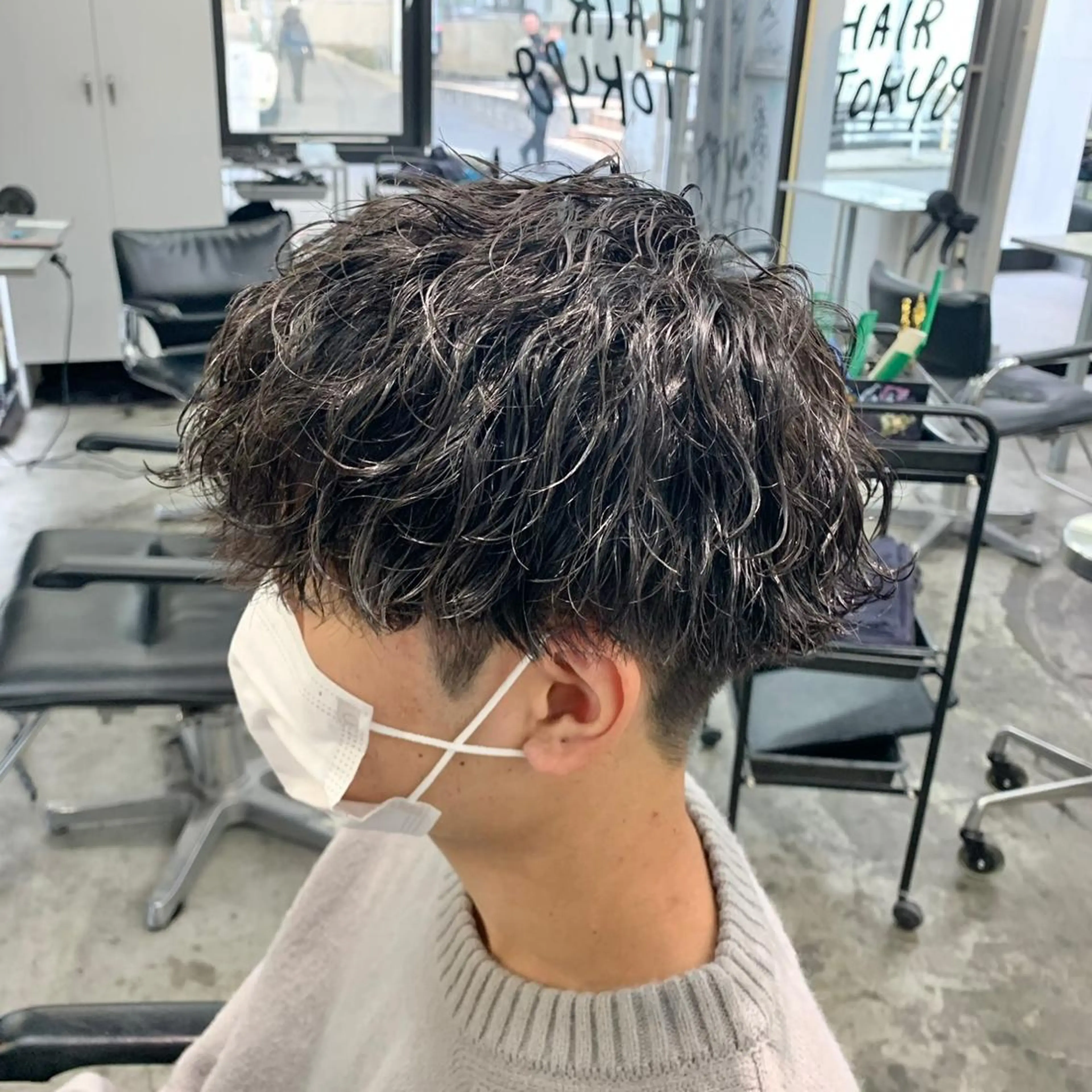 ショート パーマ メンズ 波巻きパーマ カット パーマ メンズ特化美容師/ 藤戸 椋のヘアスタイル