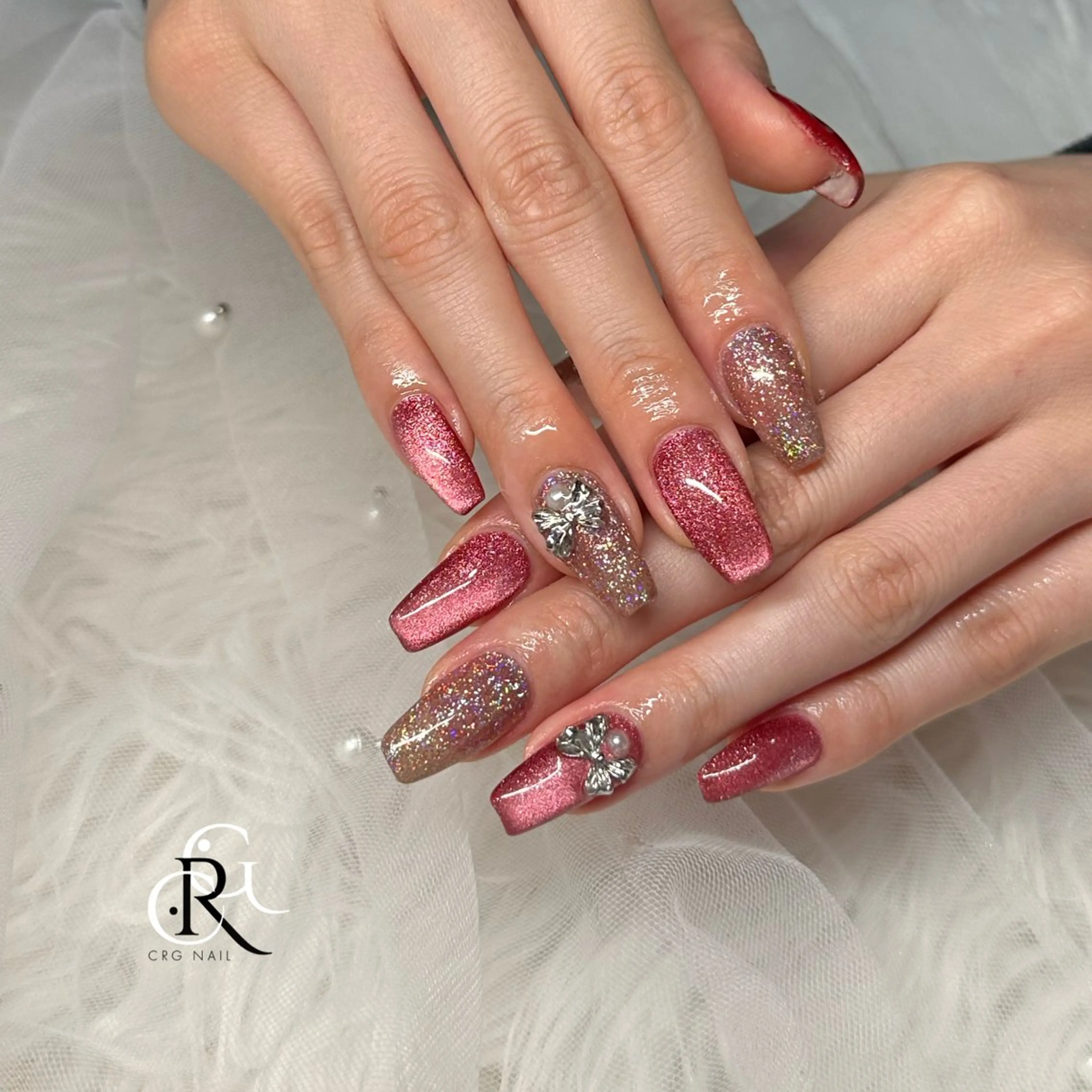 ネイル フラッシュネイル キラキラネイル マグネットネイル ハンドネイル 美フォルム✨ CRG RURIのネイルデザイン