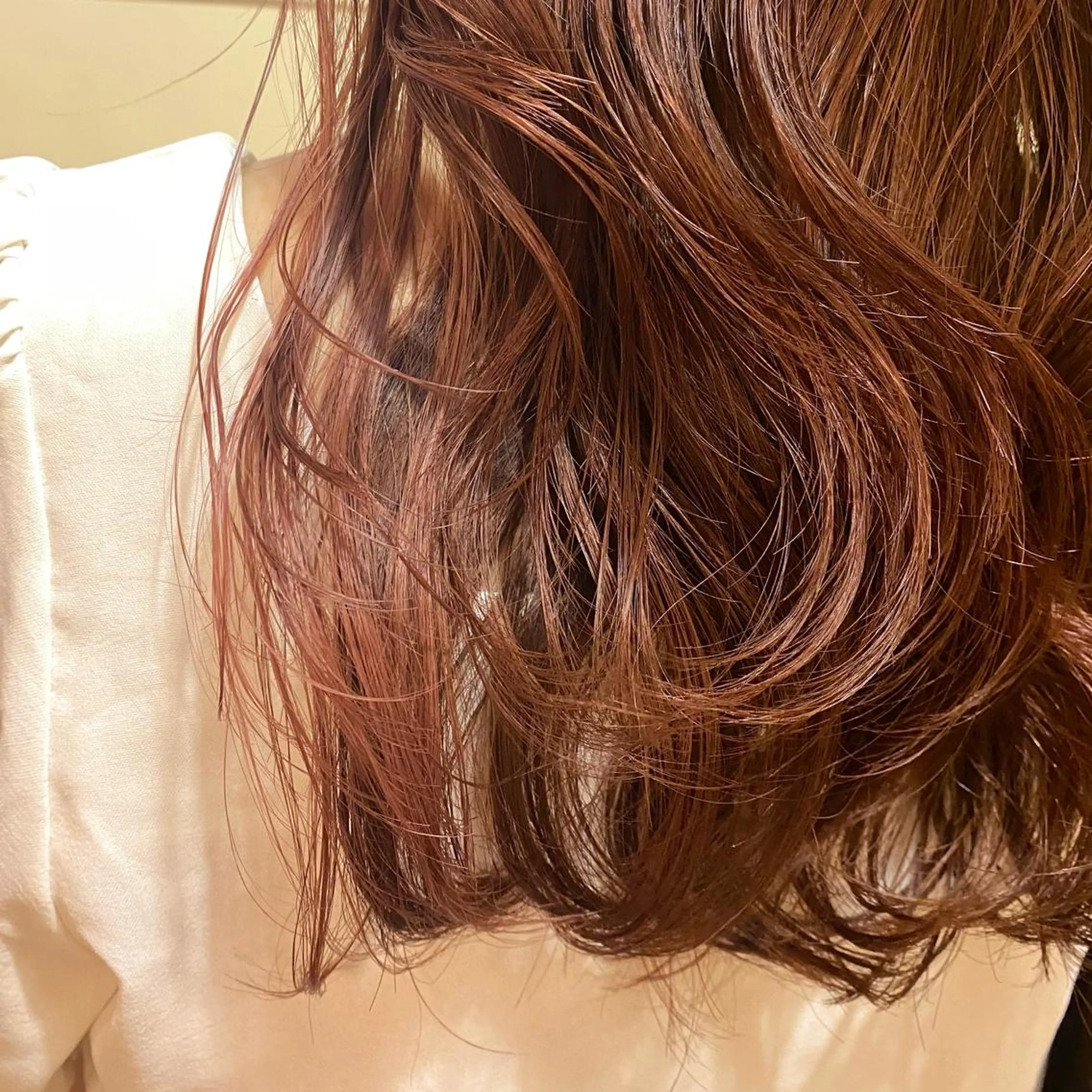 セミロング カラー ブリーチ ブラウンカラー ブリーチなしカラー ピンクカラー ピンクブラウン ヘアカラー ヘッドスパ BRITS 渡辺 菜々子のヘアスタイル