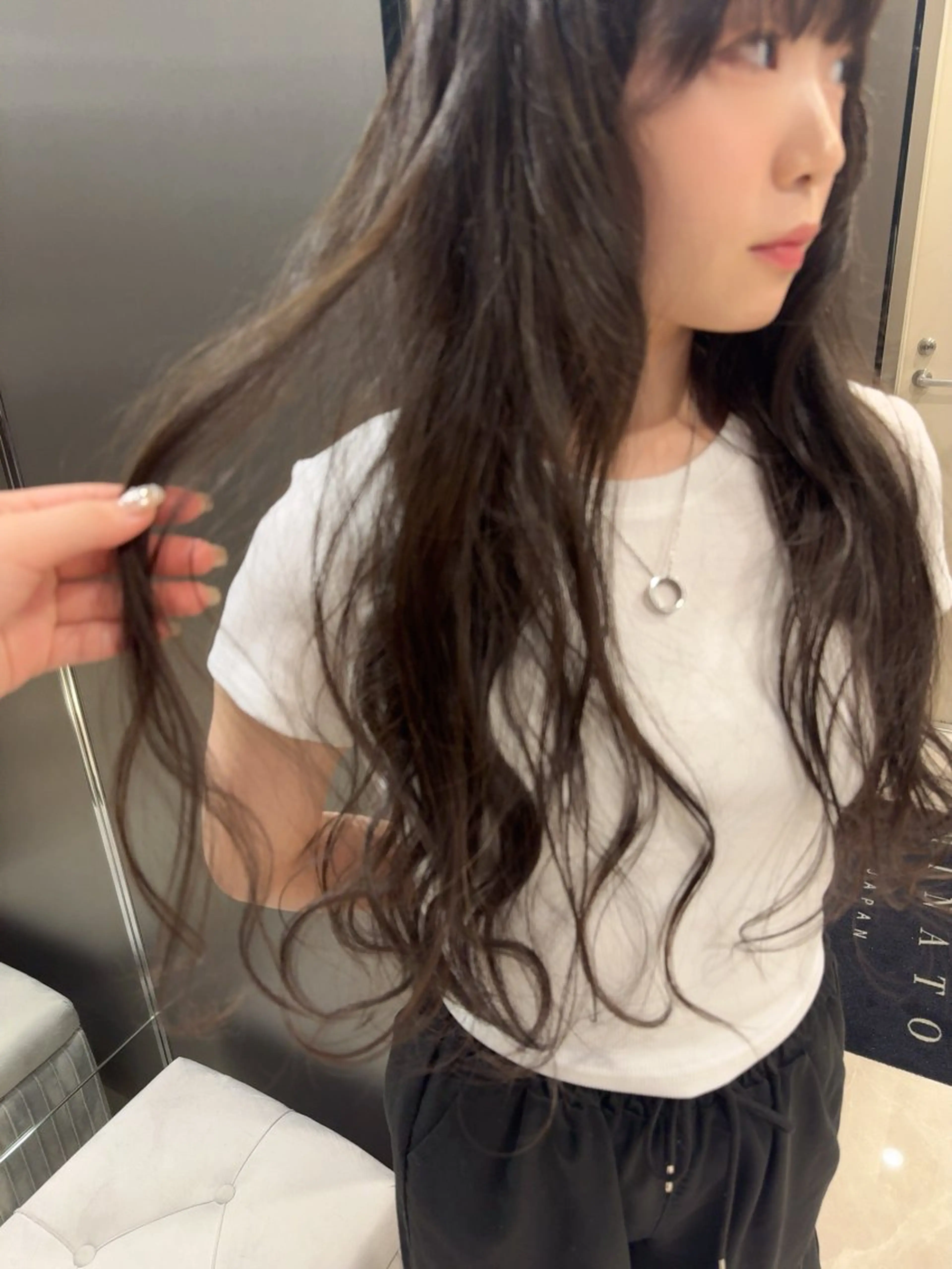 ワンカラー🎨ロング料金無し🎶（トリートメント追加＋¥3,300)の写真