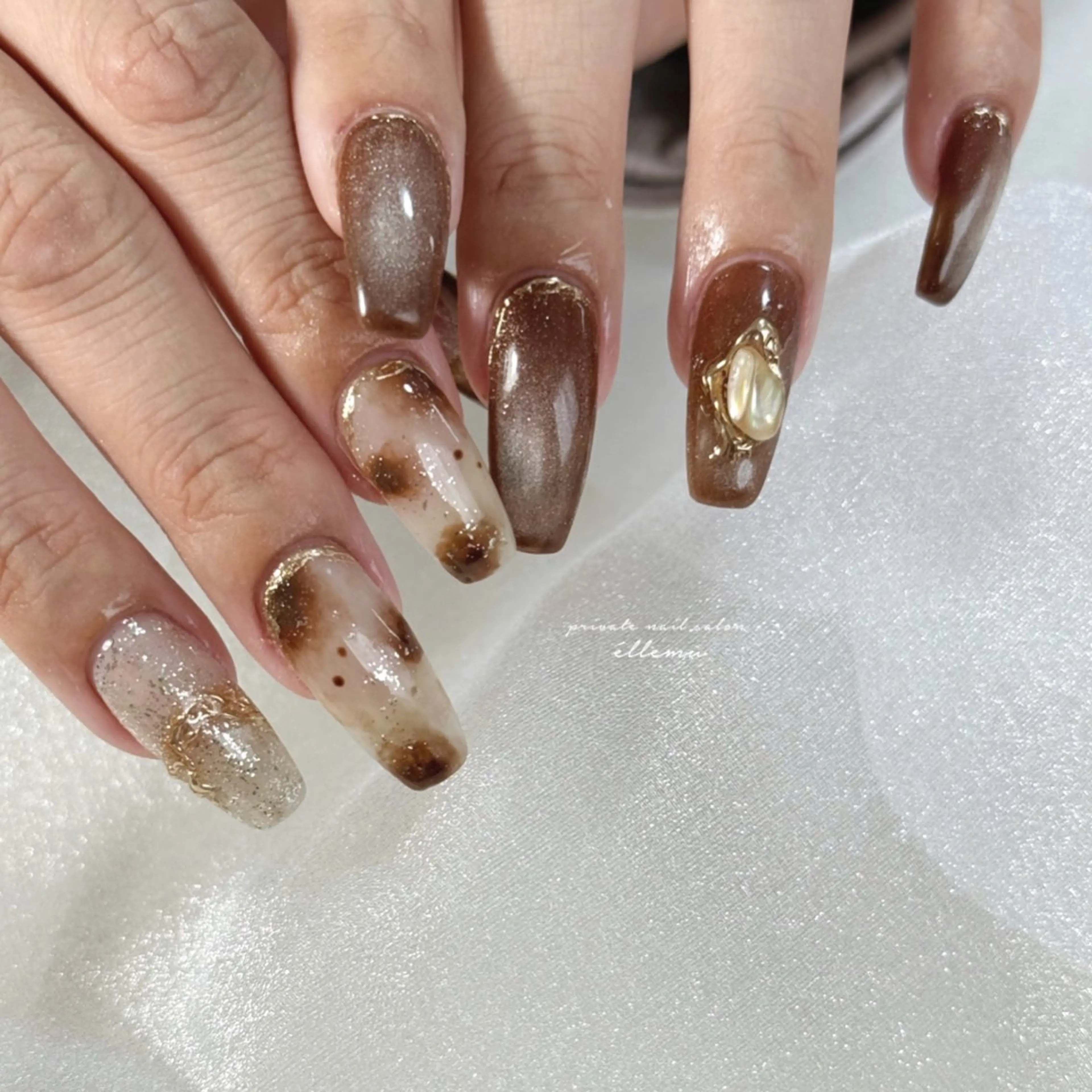 ネイル ハンドネイル éllemu rinaのネイルデザイン