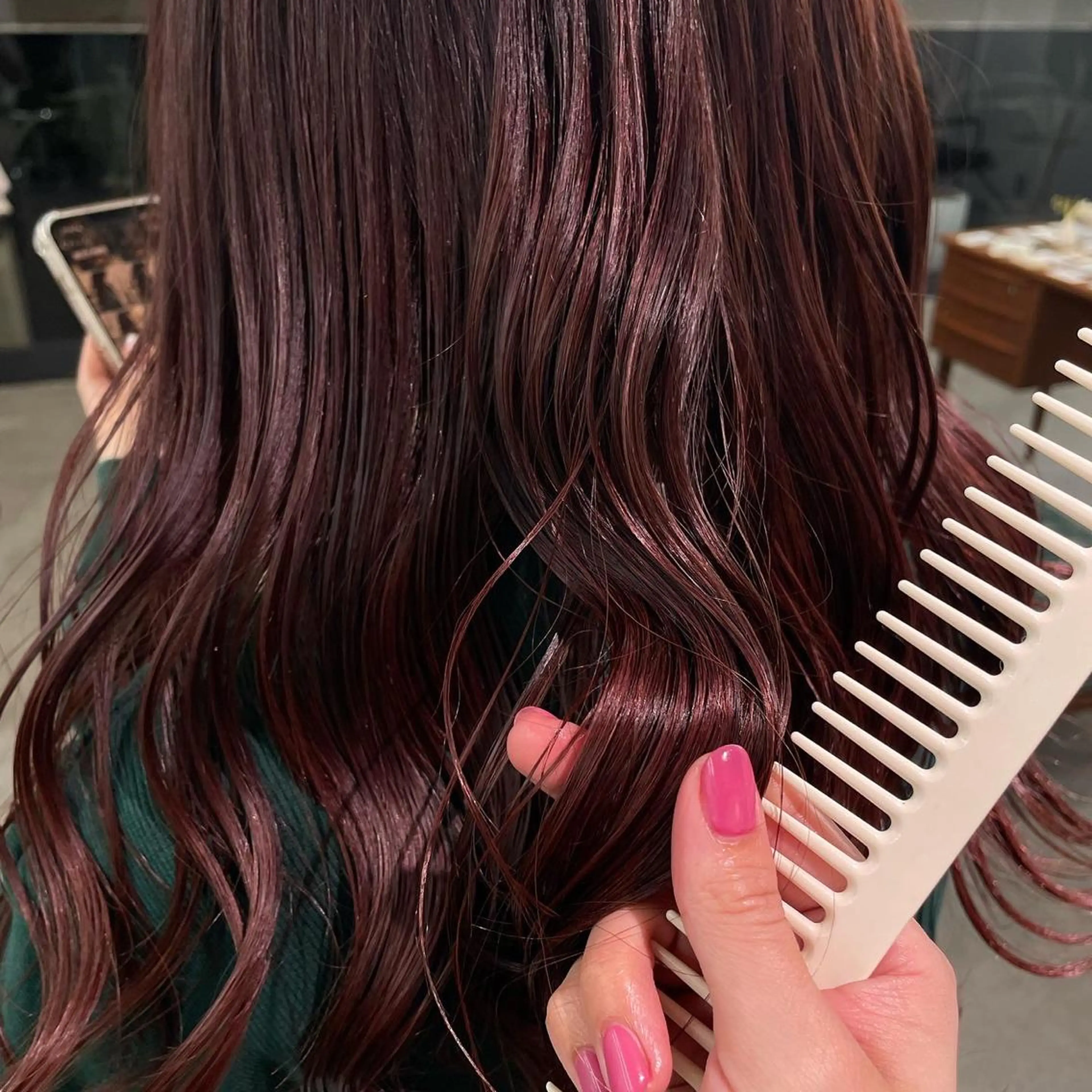 ロング カラー パーマ ヘアアレンジ カット ヘアカラー レイヤーパーマ、ボブ 小須田ゆあのヘアスタイル