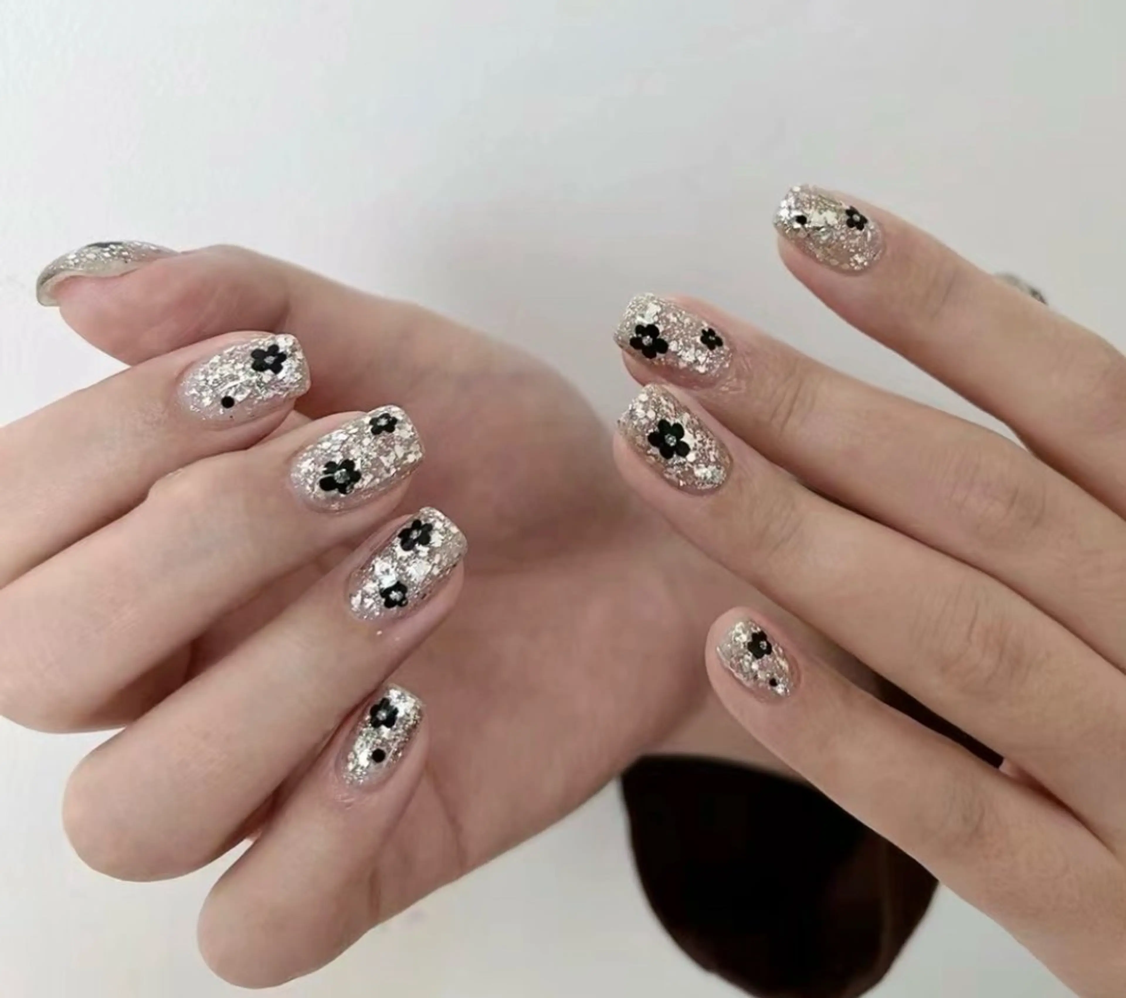 ネイル 💅E•U•B NAIL🌹所属・横浜市中区曙町 ネイルE·U·Bのネイルデザイン