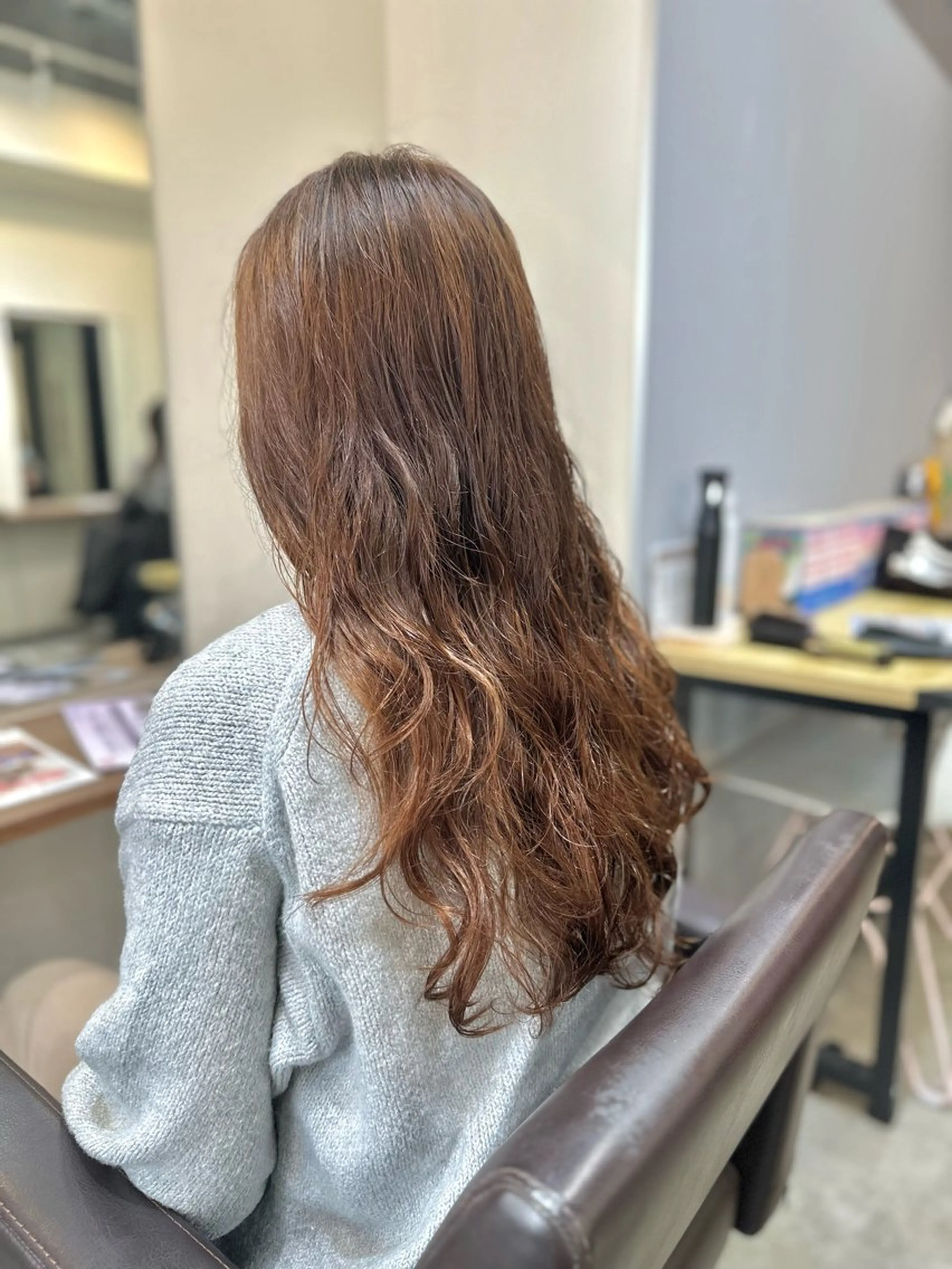 ロング カラー パーマ カット パーマ トリートメント 小顔カット✨ 透明感カラー✨kyoのヘアスタイル