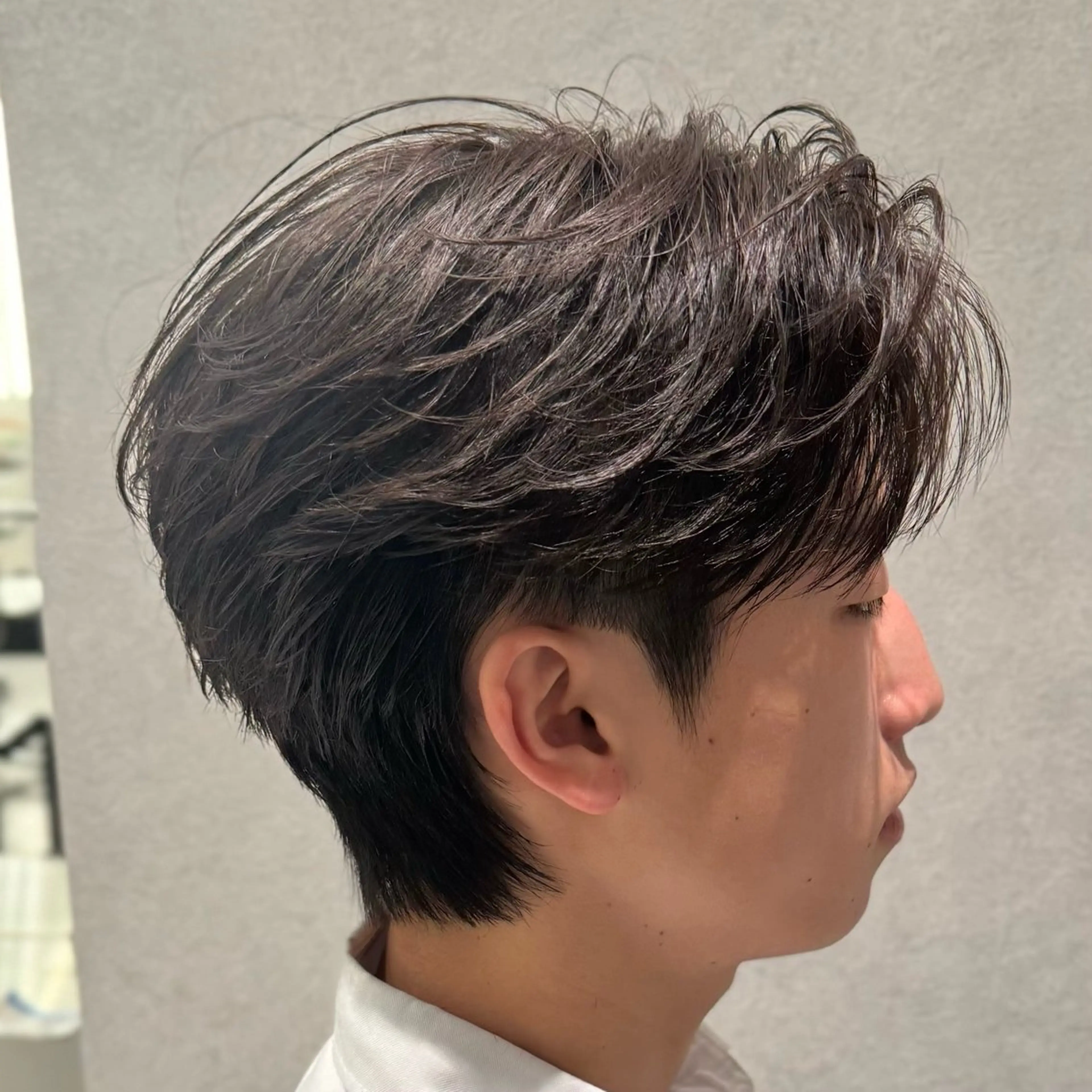 メンズカット+ダウンパーマ　※韓国で使用されている薬剤の写真