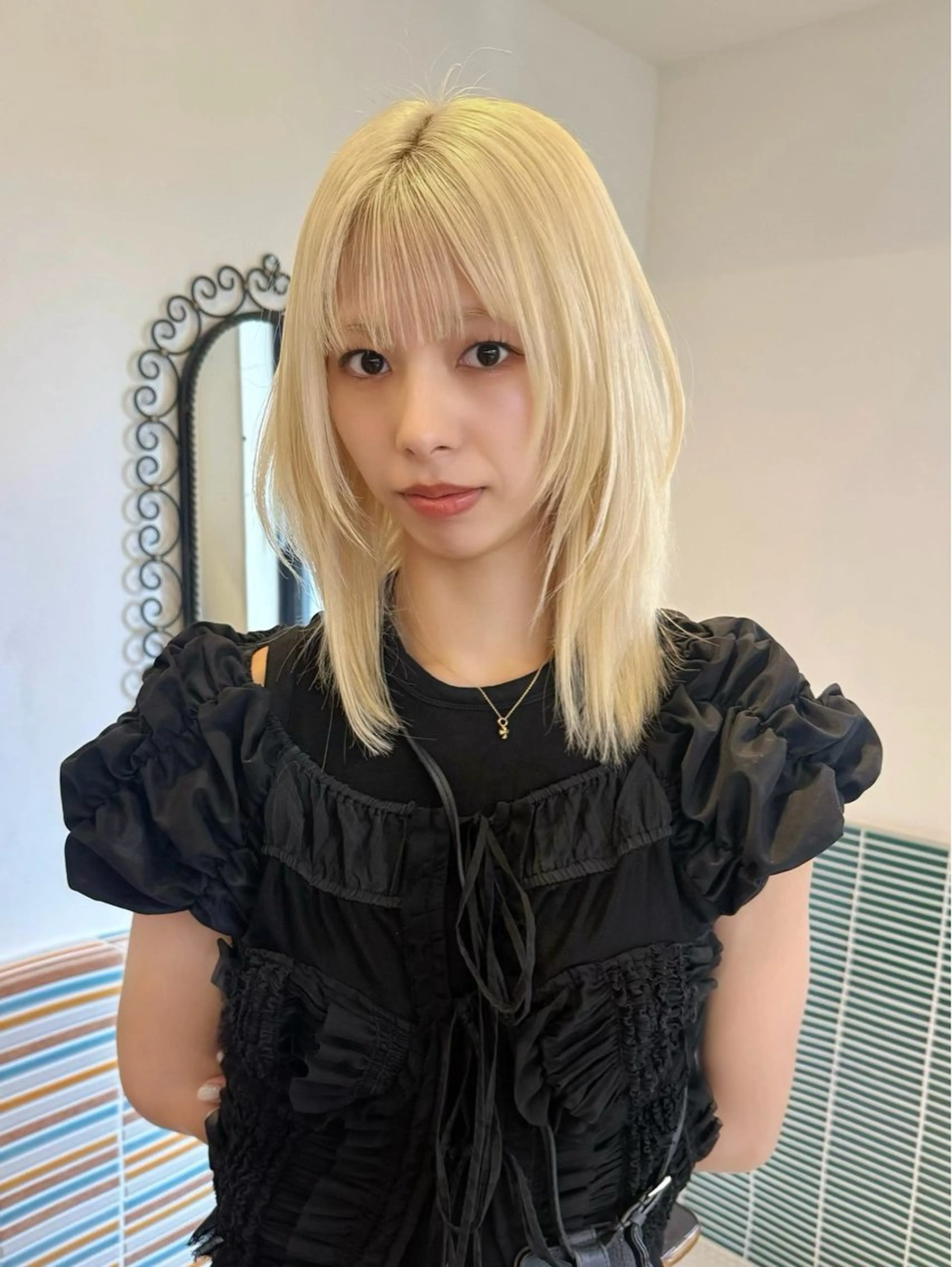 ミディアム カラー ヘアアレンジ 縮毛矯正ブリーチ/ ベージュmamiのヘアスタイル