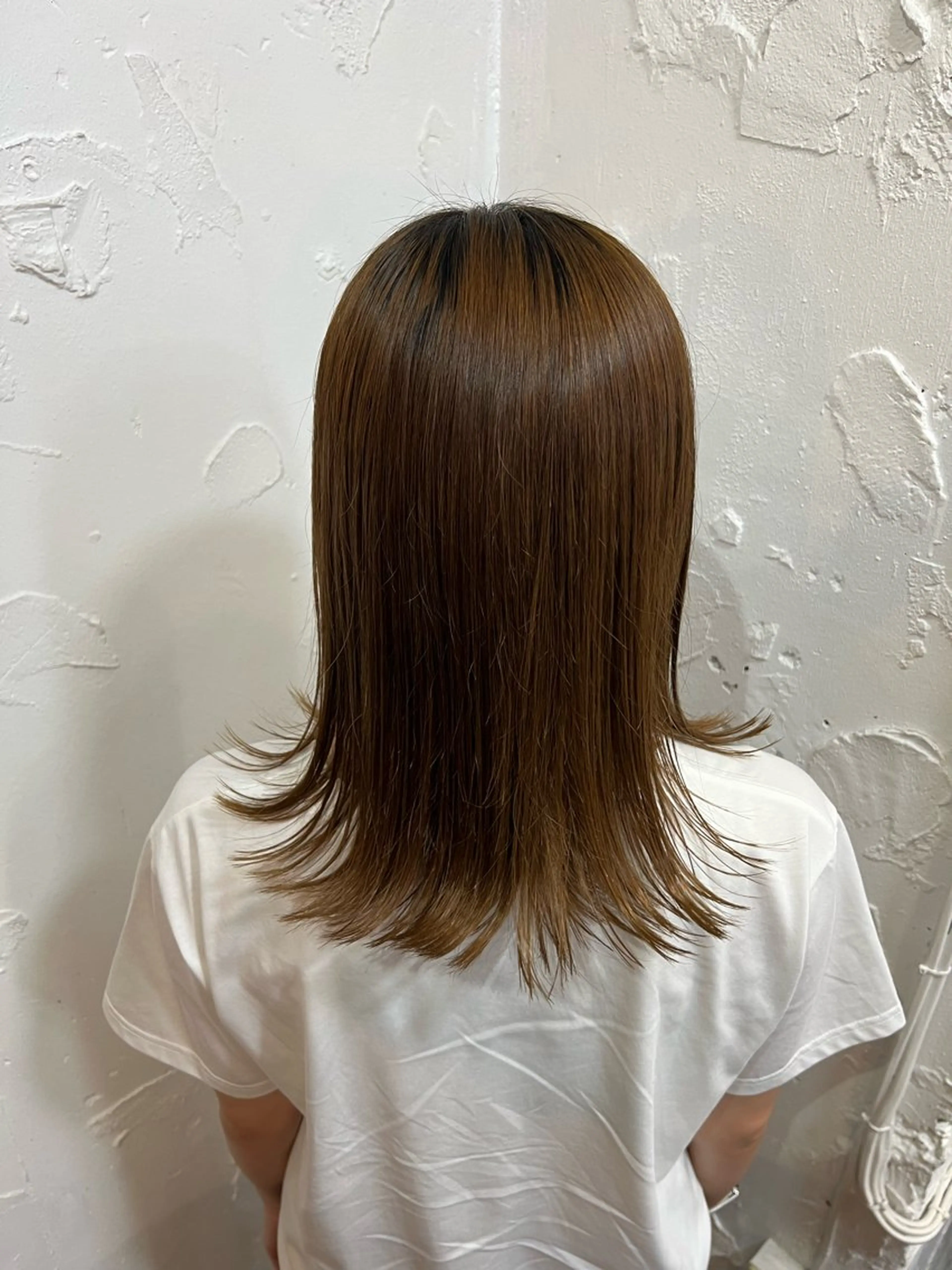 ミディアム 若泉 瀬菜のヘアスタイル