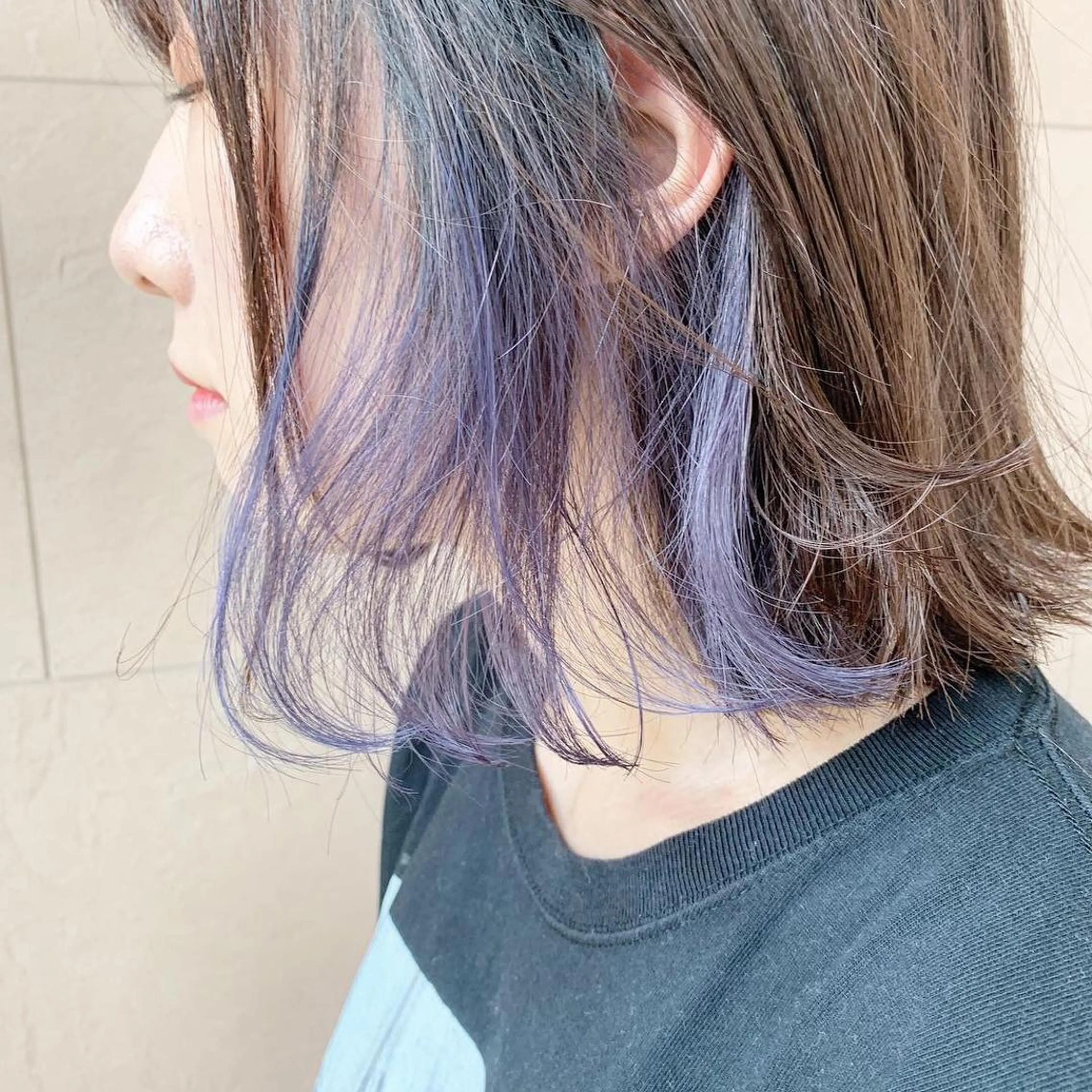 ミディアム 切りっぱなしボブ ボブ 斜めバング 伸ばしかけ レイヤーカット VOICE　hair所属・レイヤーカット 川田くるみのヘアスタイル