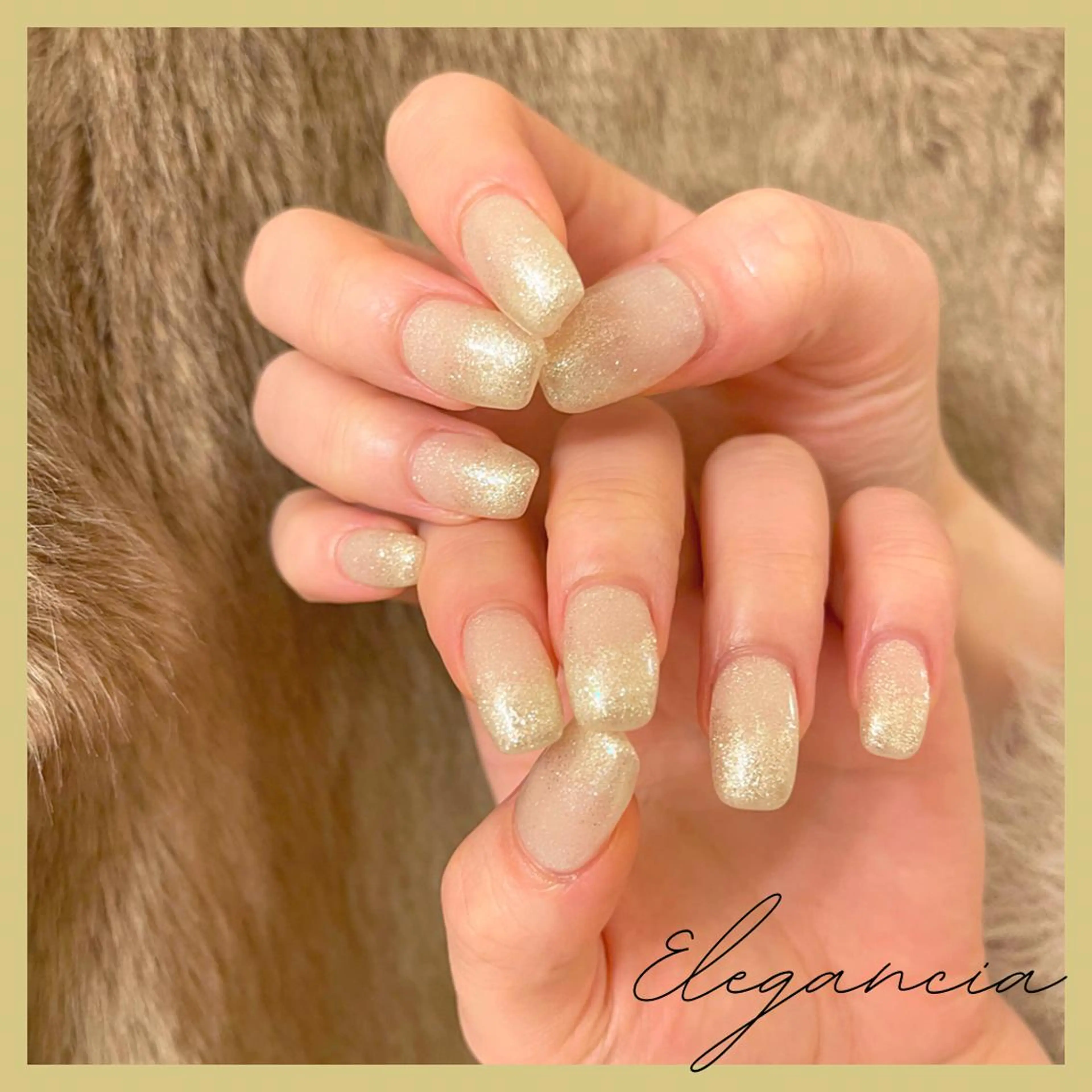 カラー ネイル ラメ(グリッター) ワンカラーネイル ハンドネイル Elegancia. Hiromiのネイルデザイン