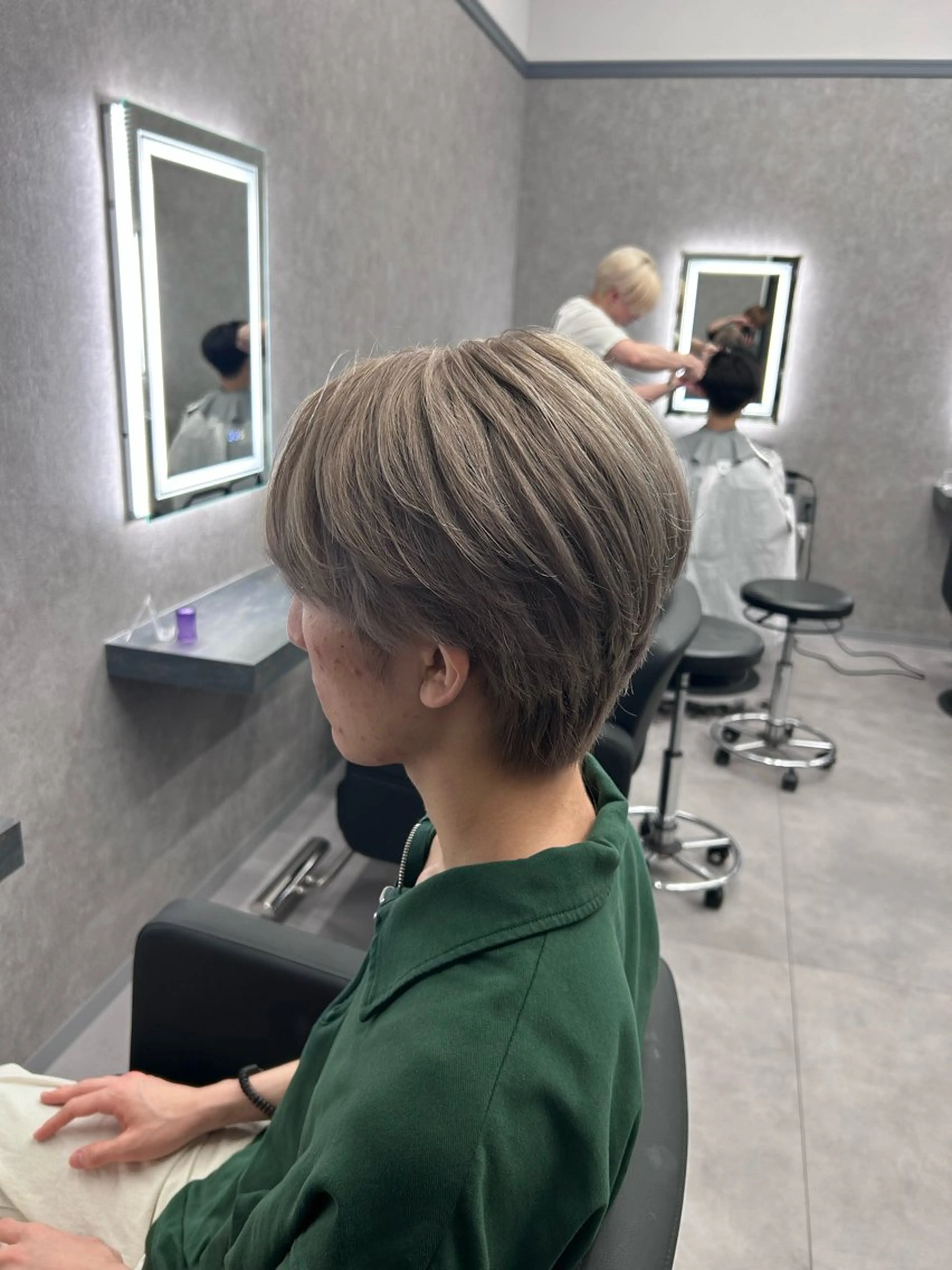 ショート カラー パーマ メンズ ベージュカラー ミルクティーベージュ カット ヘアカラー メンズスペシャリスト /副店長YUTAのヘアスタイル