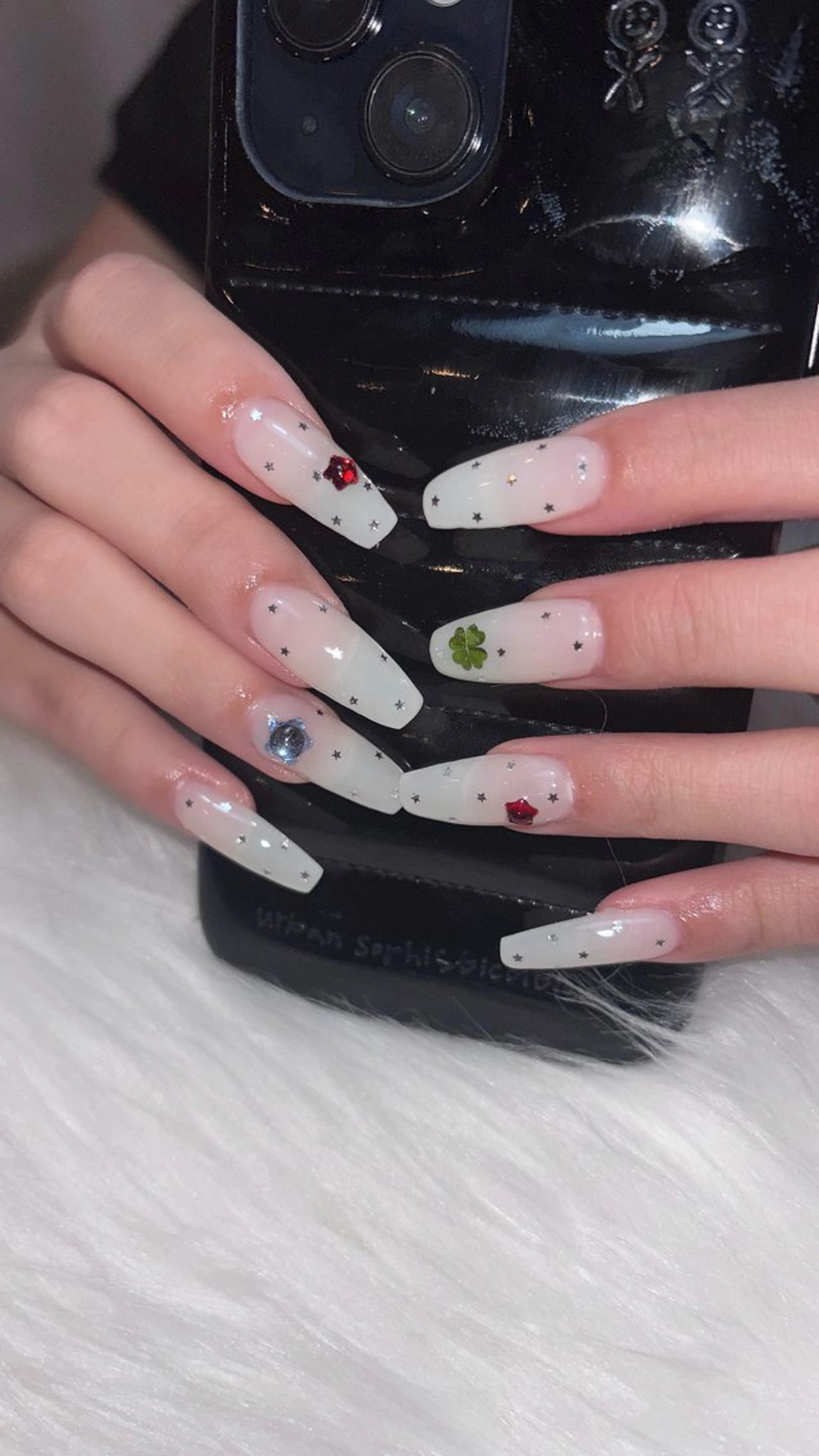 【人気No.2💍】長さ出し10本ワンカラー(マグネット,フラッシュ,ラメ可能)➕2個パーツ無料👸🏻🎀の写真
