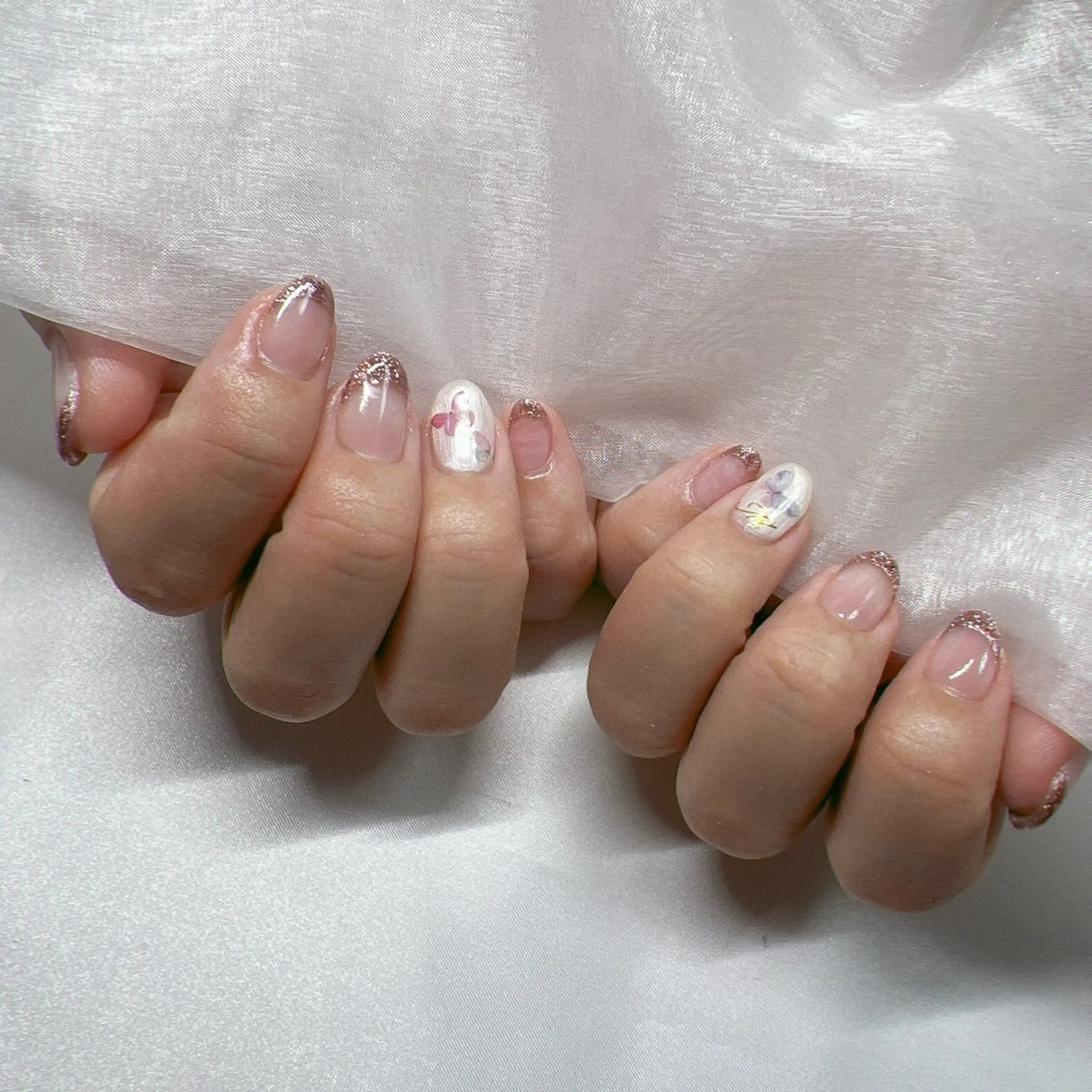 ネイル ジェルネイル 韓国ネイル ラメ(グリッター) マグネットネイル ミラーネイル ハンドネイル -nail salon-Reward所属・nail salon Rewardのネイルデザイン