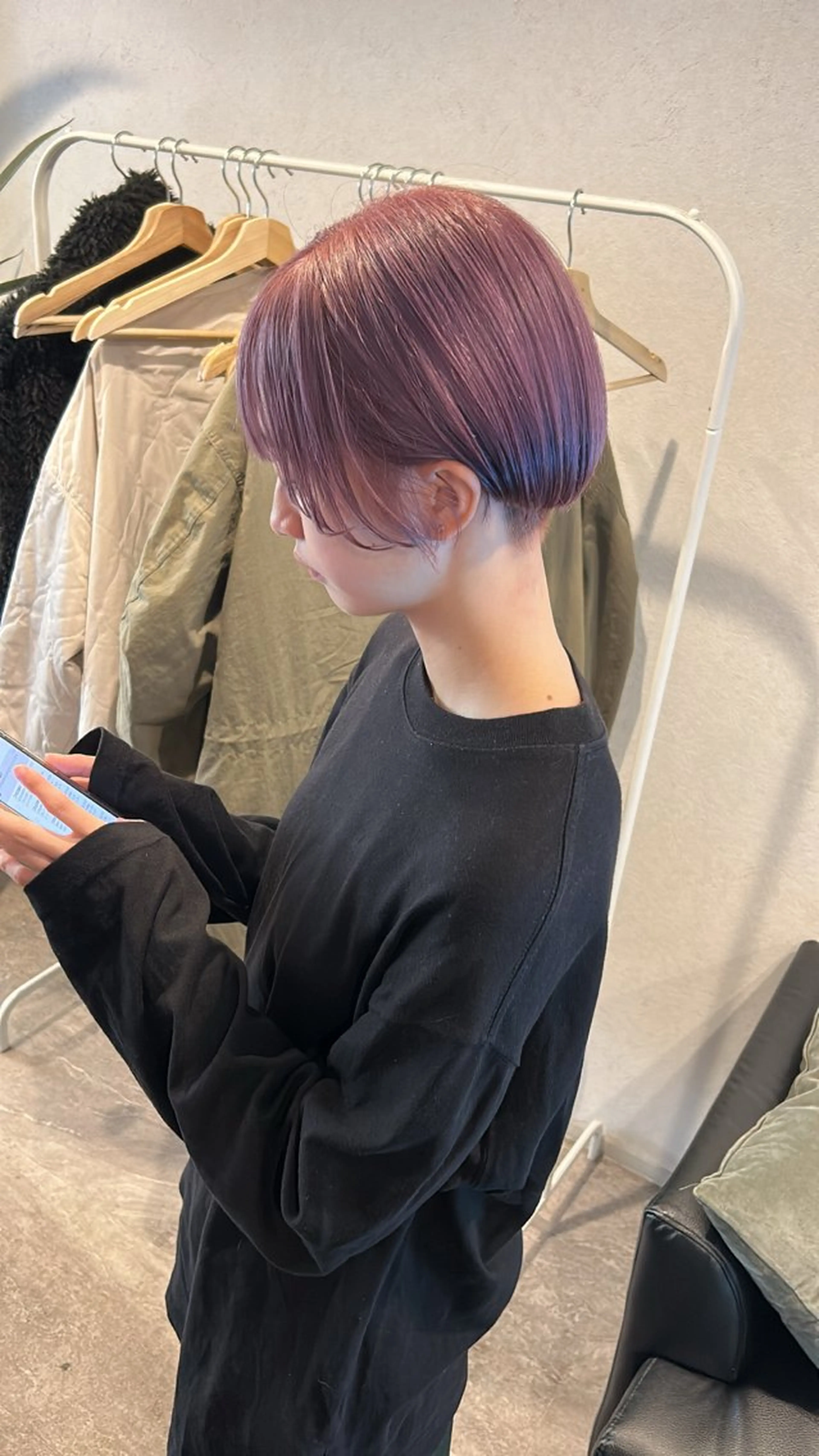 ショート カラー ヘアカラー リーフレ所属・榊原 七菜花のヘアスタイル