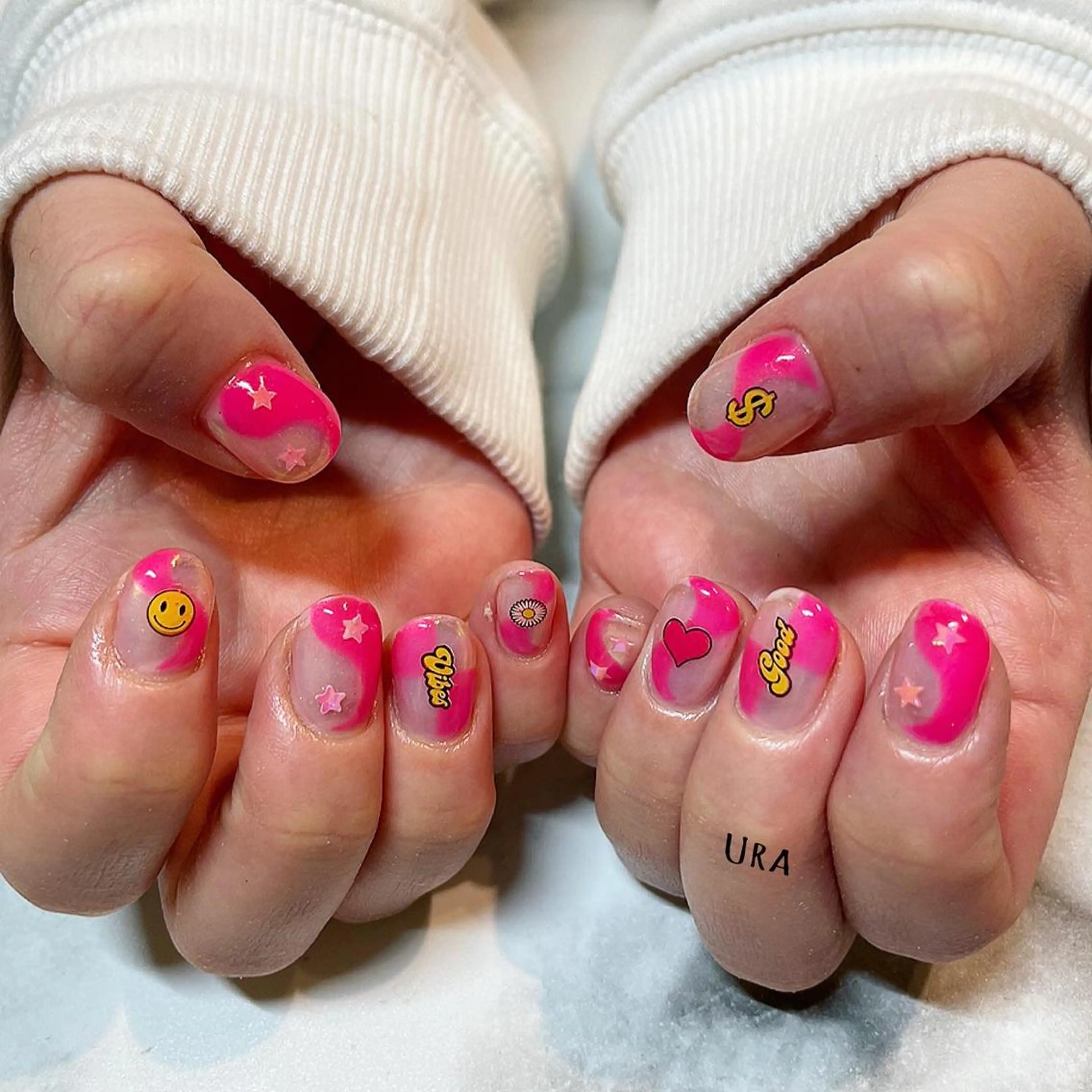 ネイル UrakoNail 《nail》のネイルデザイン