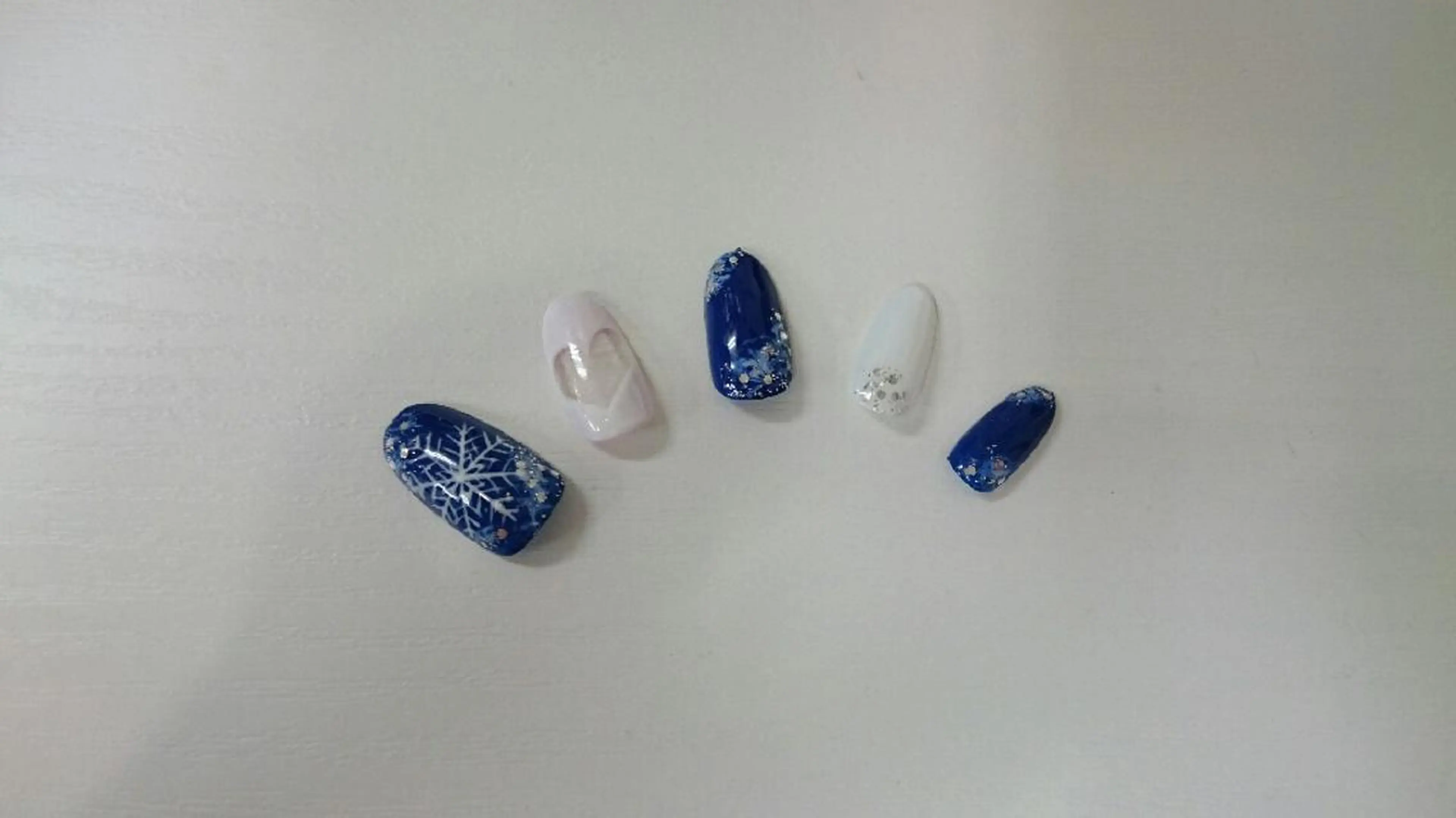 ミディアム ロング ネイル nail salon Blancのネイルデザイン