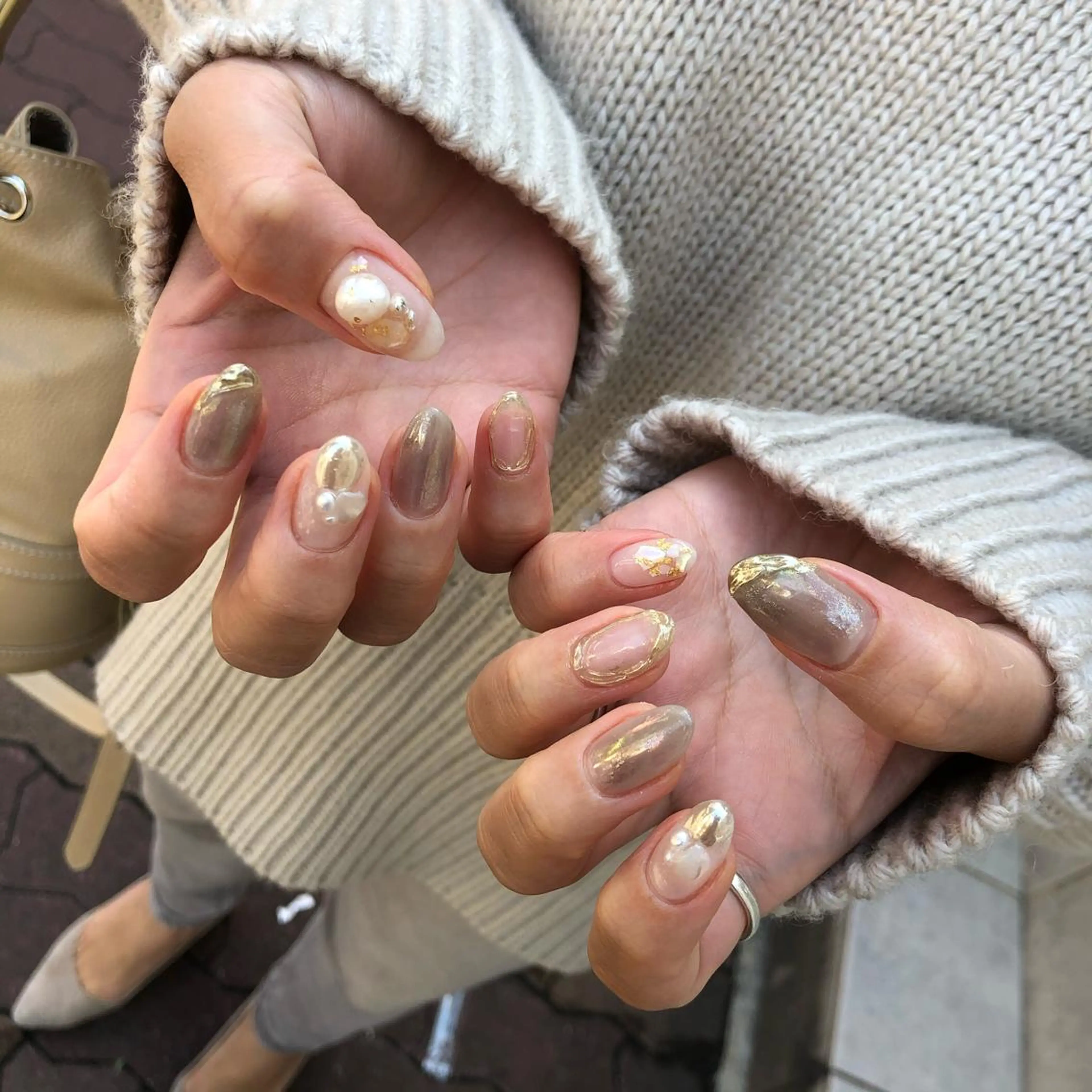 ロング カラー ヘアアレンジ キッズ ネイル マツエク・マツパ 透明感カラー ニュアンスネイル 福田 加奈のネイルデザイン