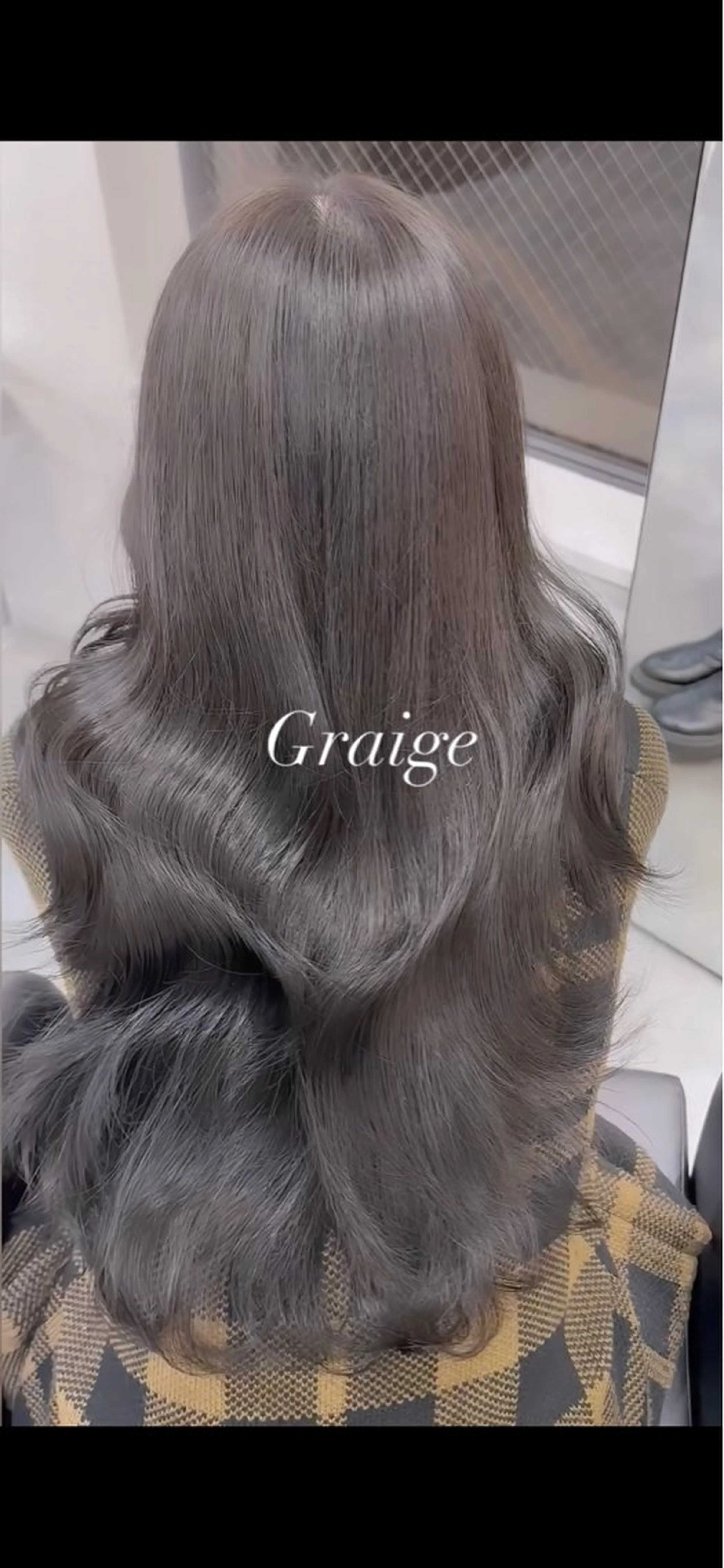 ロング 𝑦𝑢𝑟𝑖𝑎 MIRAのヘアスタイル
