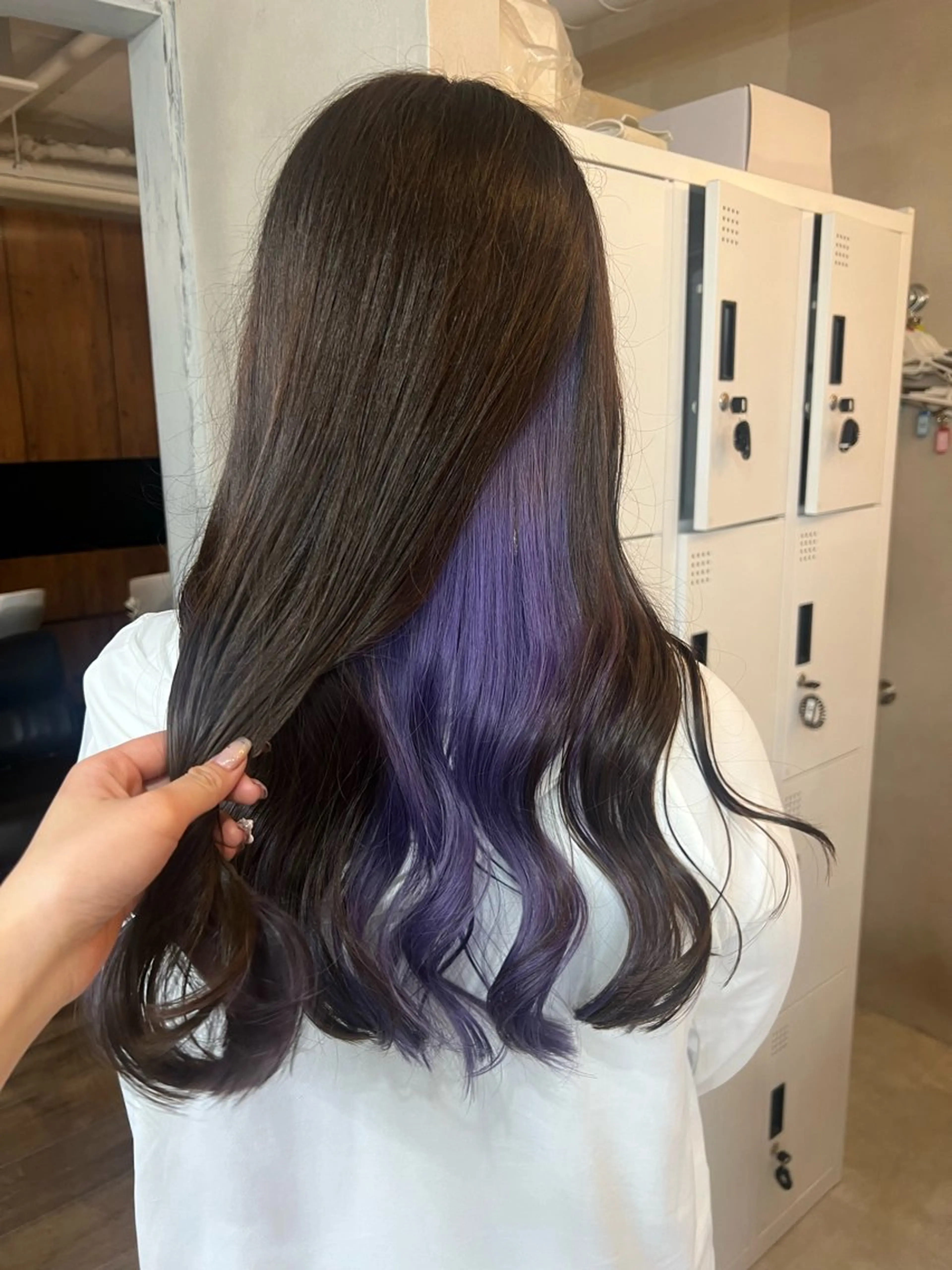 ロング ヘアカラー ブリーチカラー 🤎〰️Yuunaのヘアスタイル