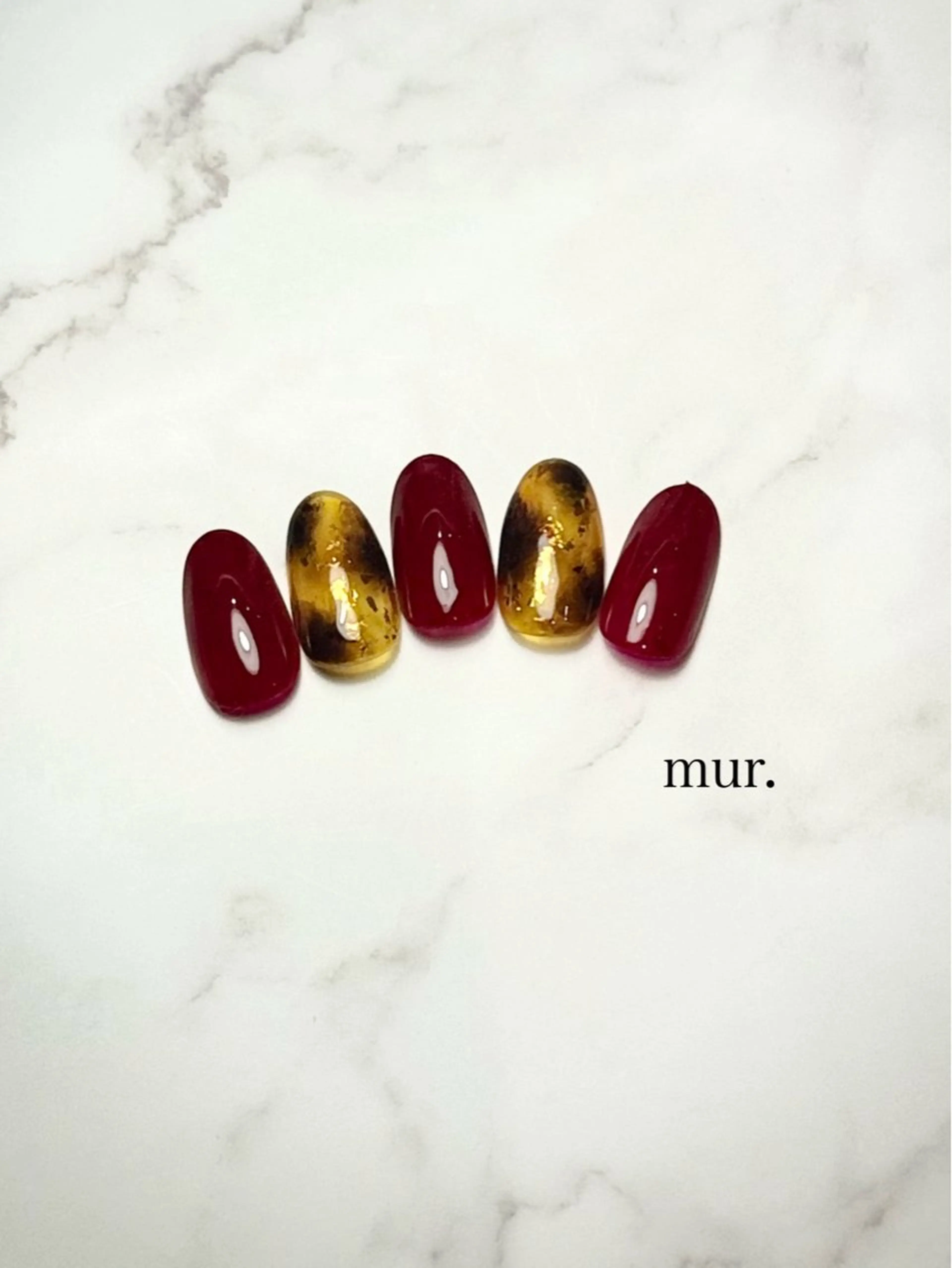 ネイル アートネイル べっ甲ネイル 赤色 ハンドネイル nail salon　mur.所属・mur. harukaのネイルデザイン