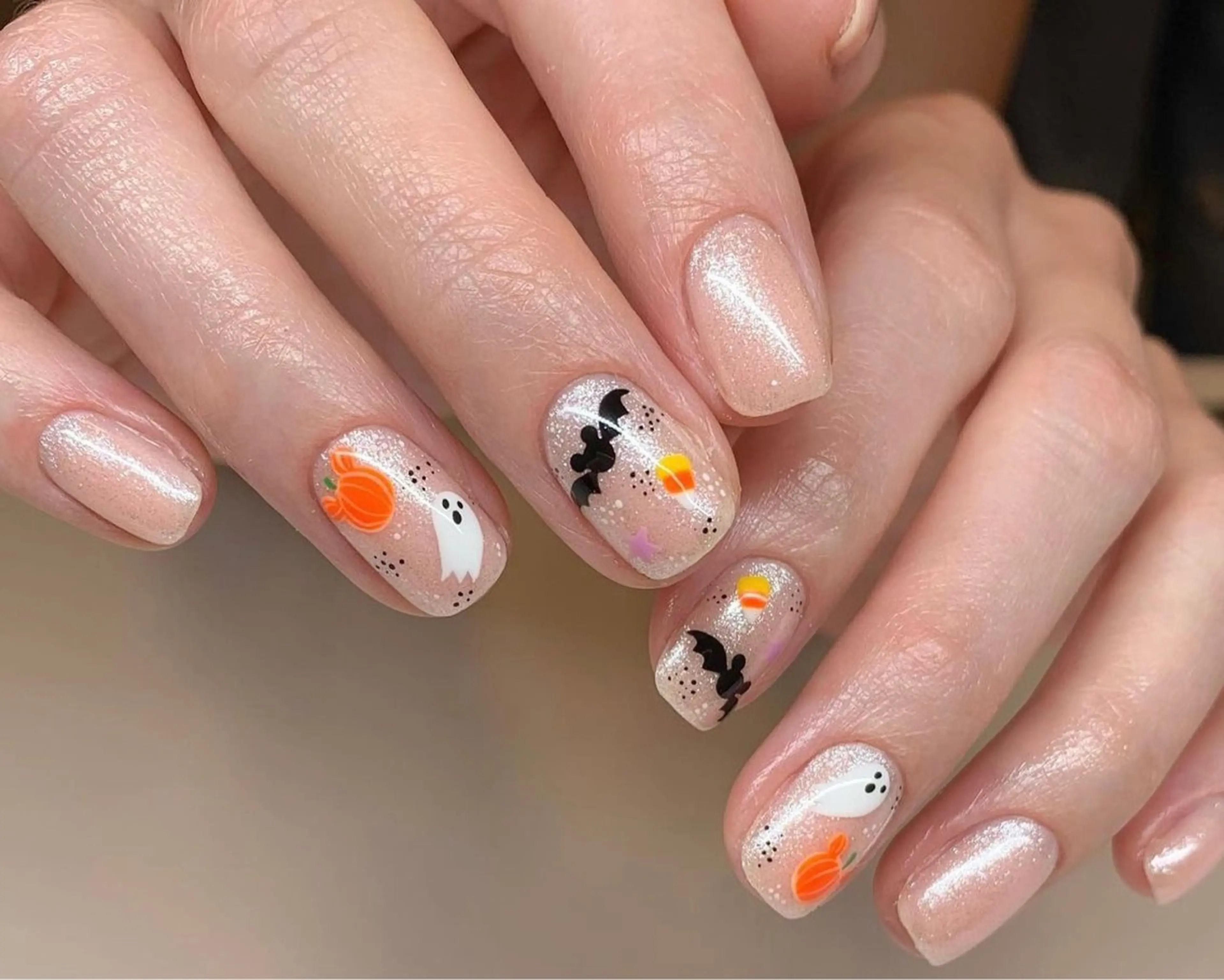 ショート 🎀CUTEE 🎀レイのネイルデザイン