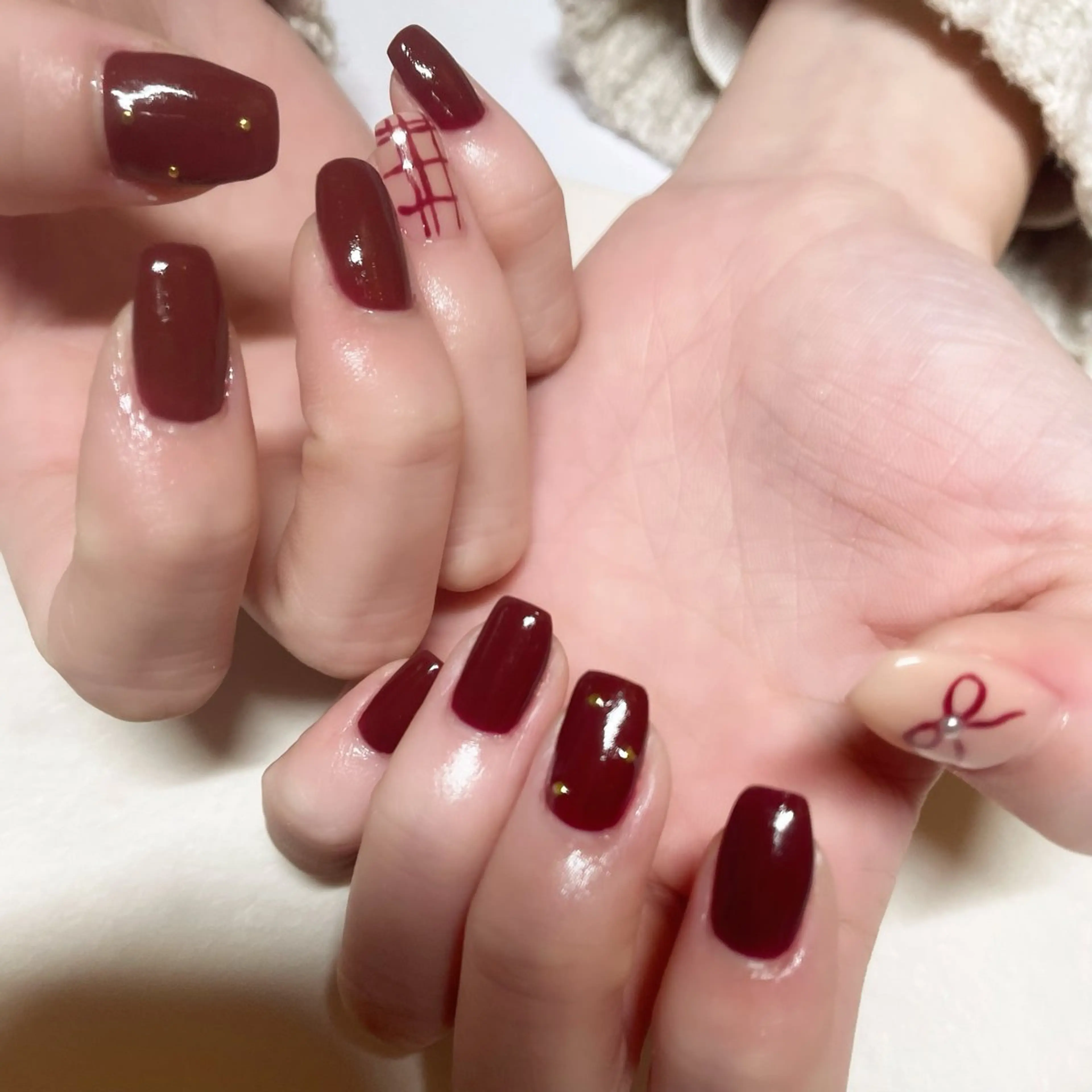 ネイル total salon fu-a'[フーア]所属・佐藤 芽衣のネイルデザイン