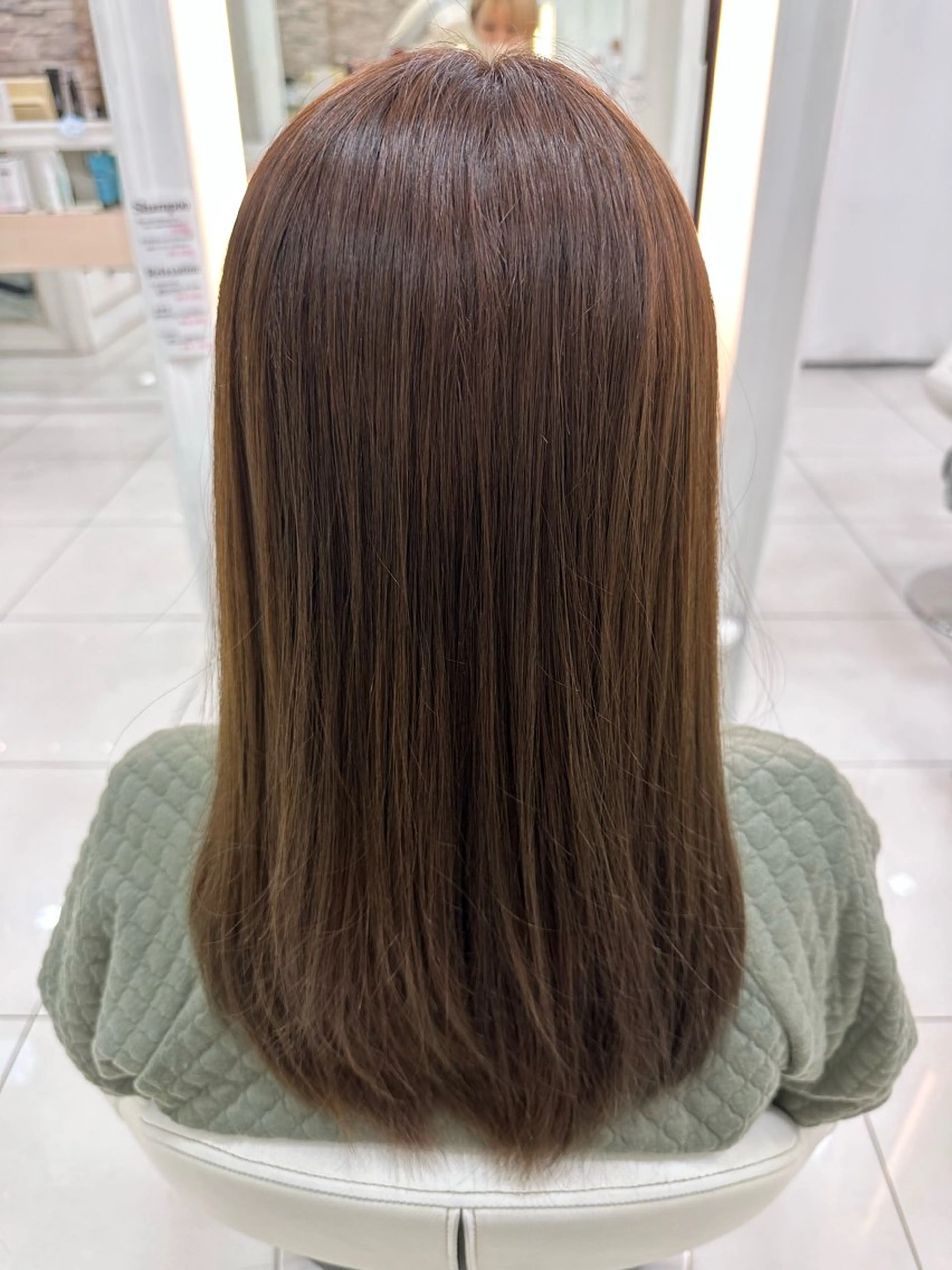カラー ブラウンカラー 透明感カラー 伊佐 愛のヘアスタイル