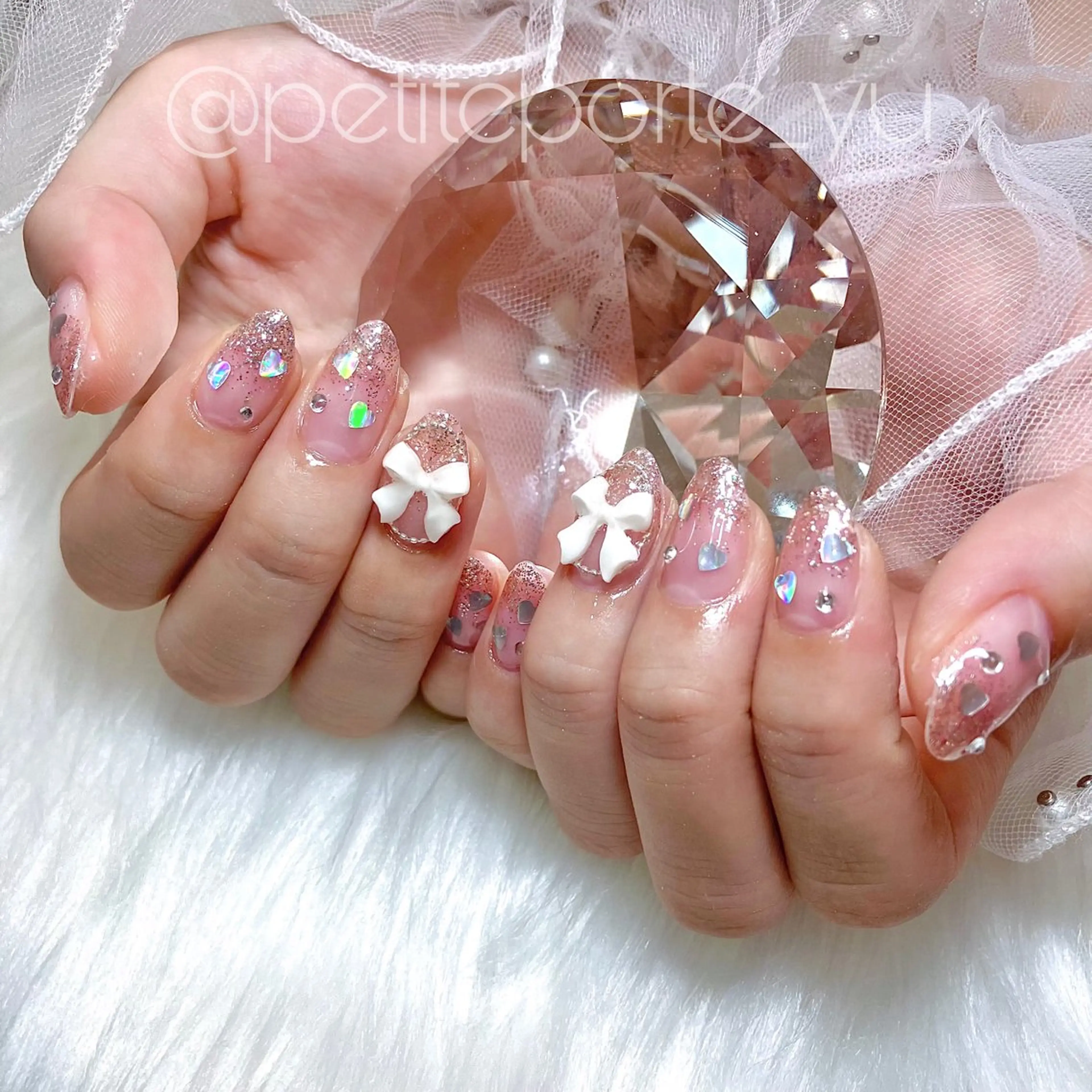 ネイル アートネイル ガーリー ハート ラメ(グリッター) ラメグラデーション ハンドネイル nailsalon petite porte所属・petite porteのネイルデザイン