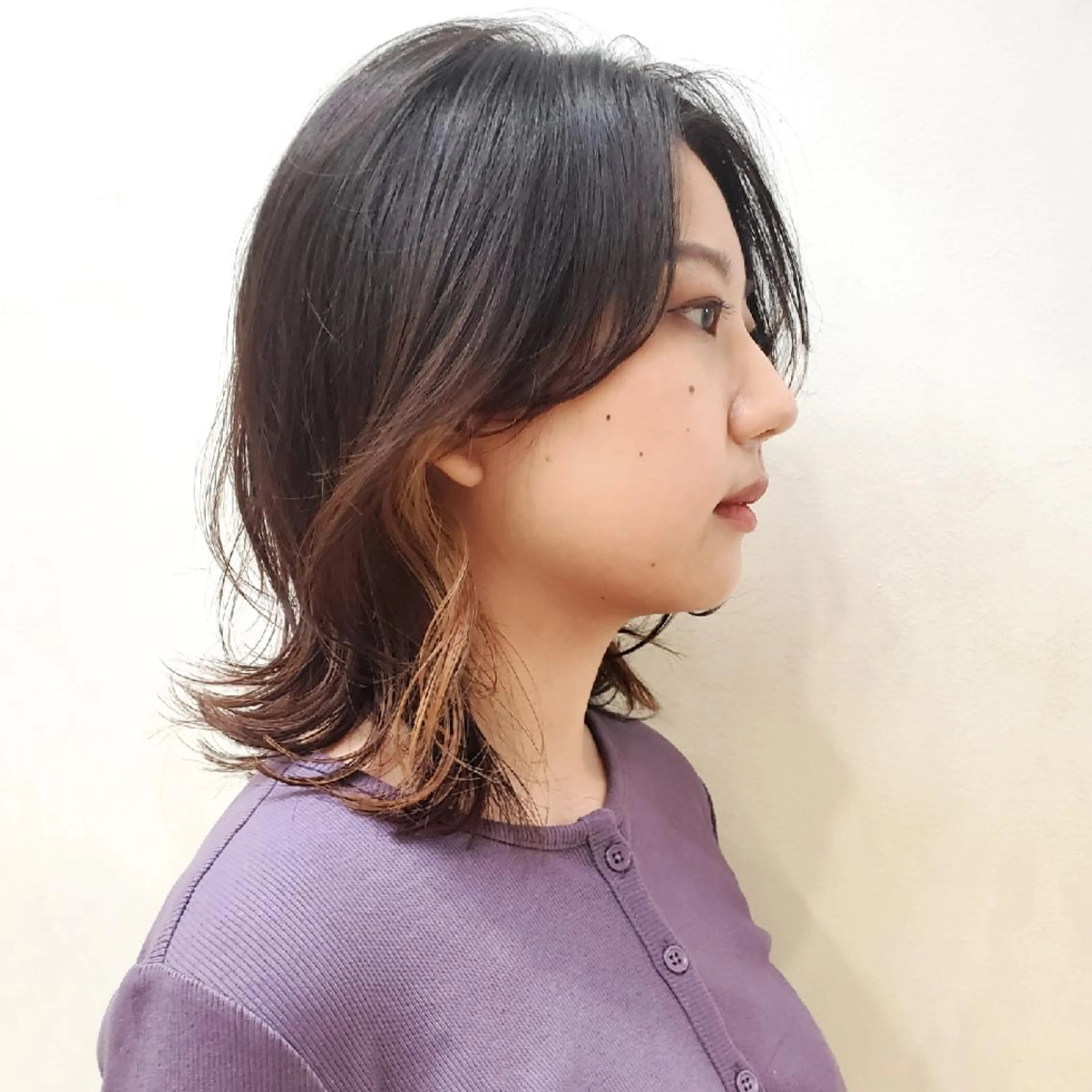 ミディアム 顔周りカット 韓国風ヘア レイヤーカット 韓国レイヤー　 suzuのヘアスタイル