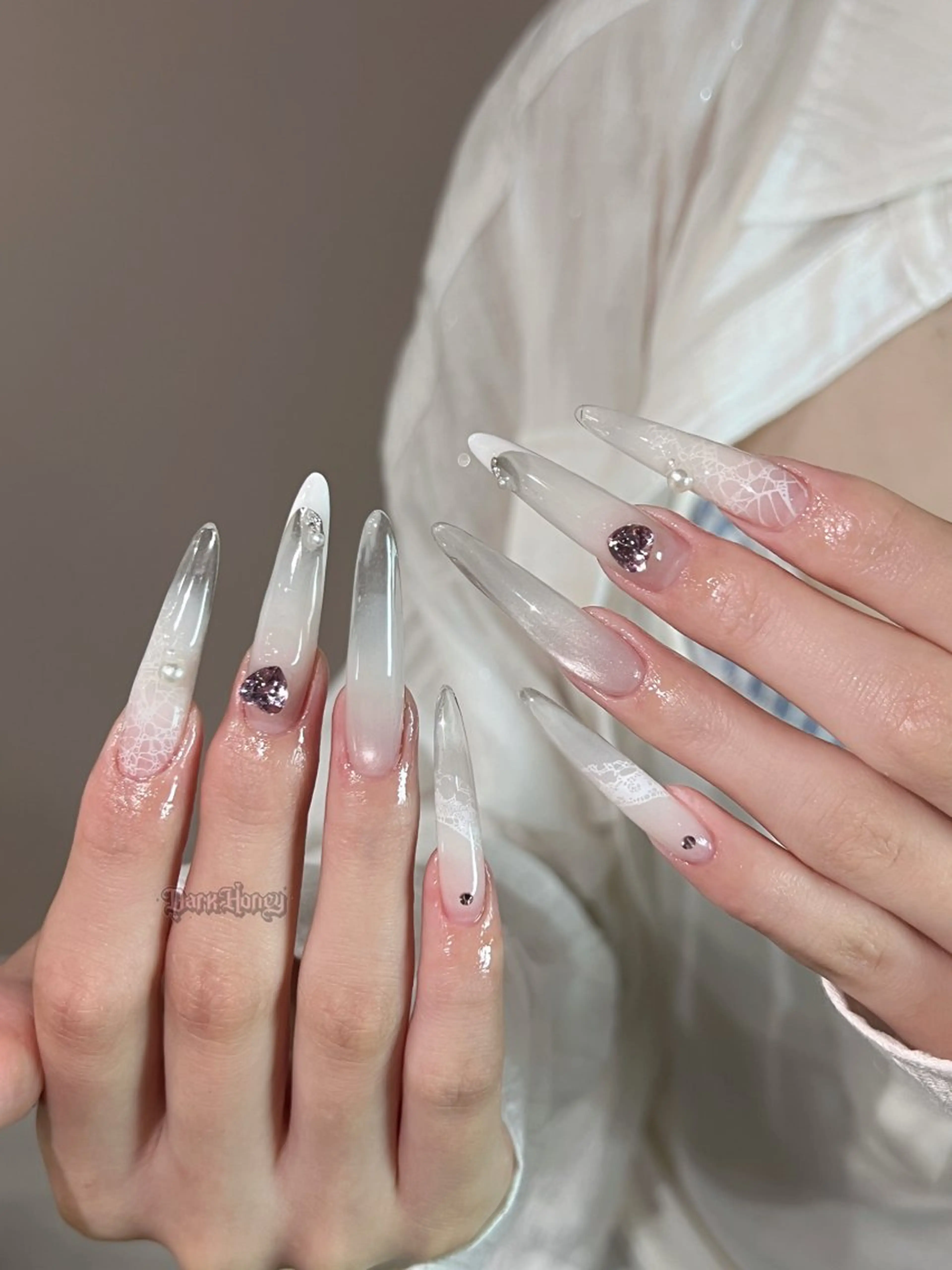 ネイル ハンドネイル Dark honey スカルプ専門原宿店のネイルデザイン