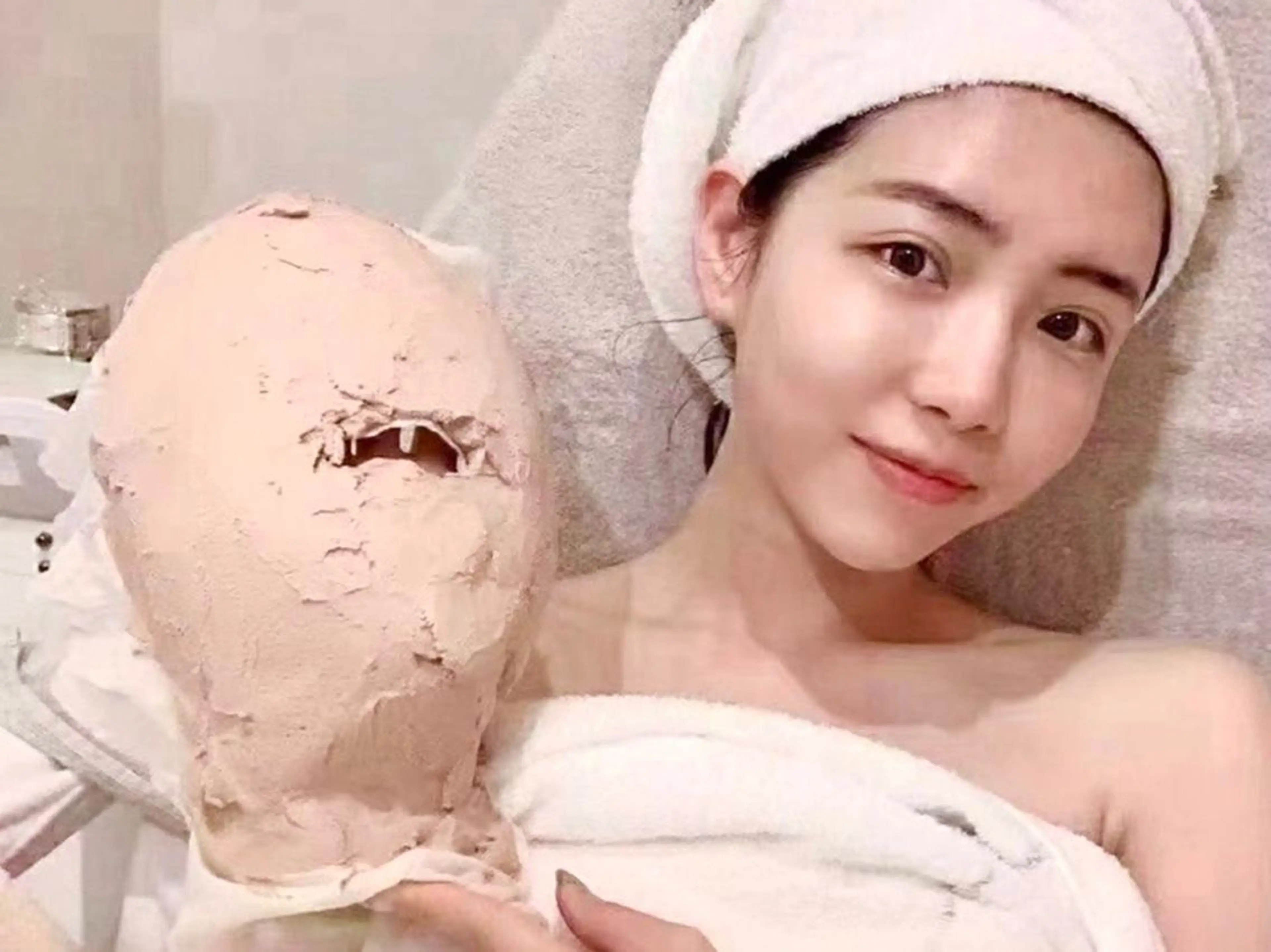 【ハイパーナイフ痩身&小顔コルギ&ハーブピーリング】K-Beauty　東新宿所属・kーbeauty小顔 コルギ&インディバのエステ・リラクイメージ