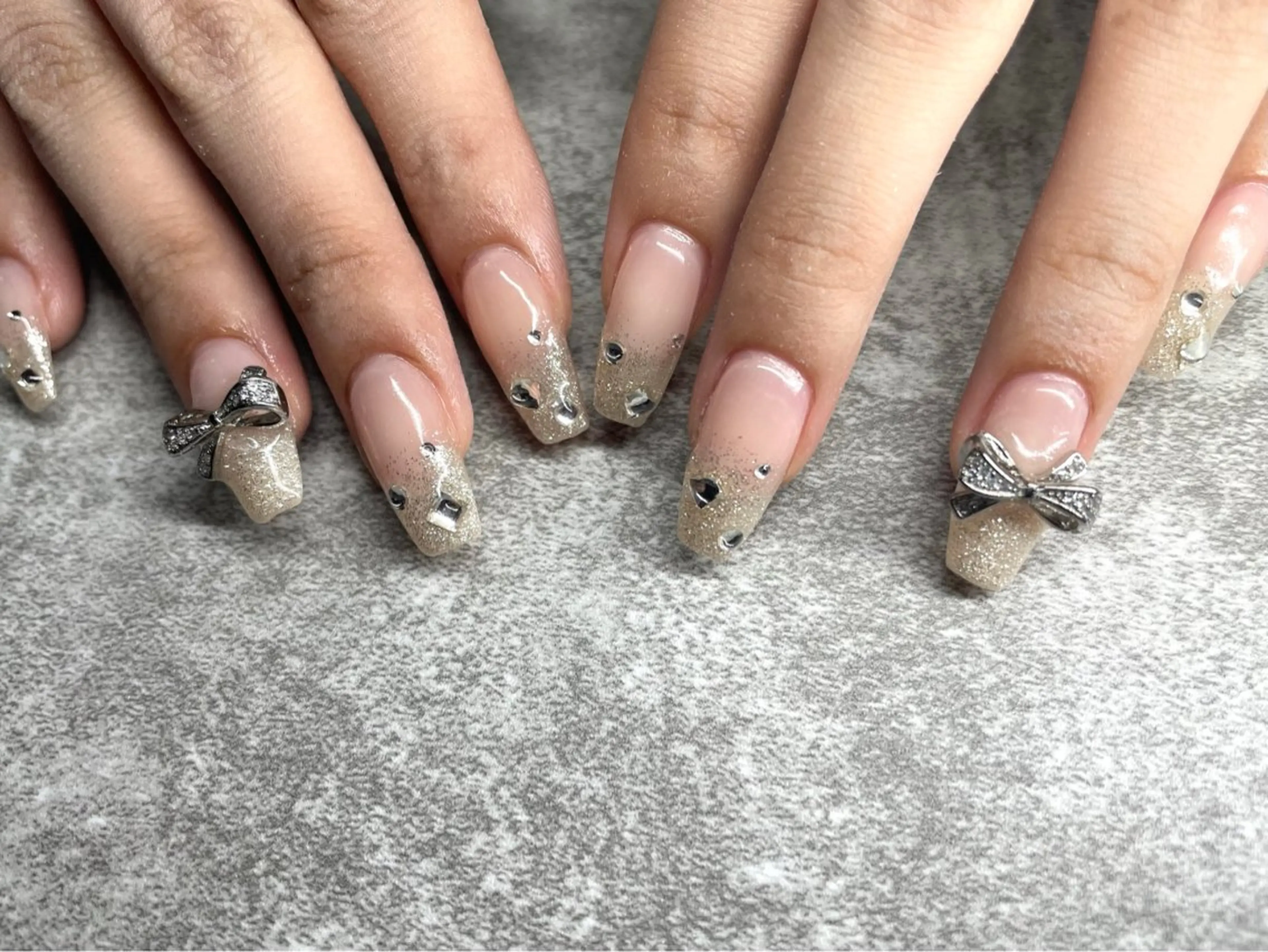 ネイル アートネイル ジェルネイル MiiTow nailのネイルデザイン