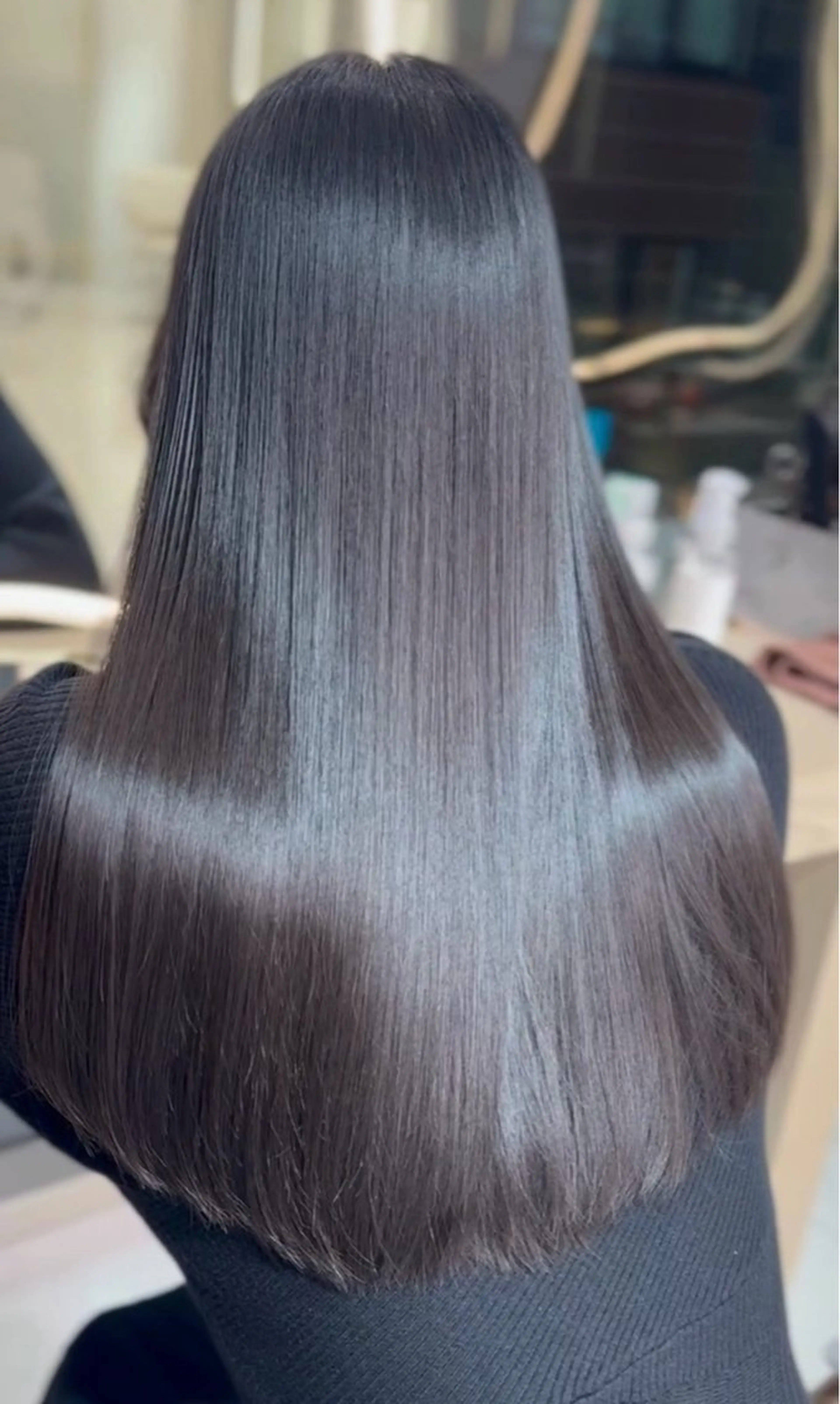 ロング 縮毛矯正 透明感カラー / のぞみ🎶のヘアスタイル