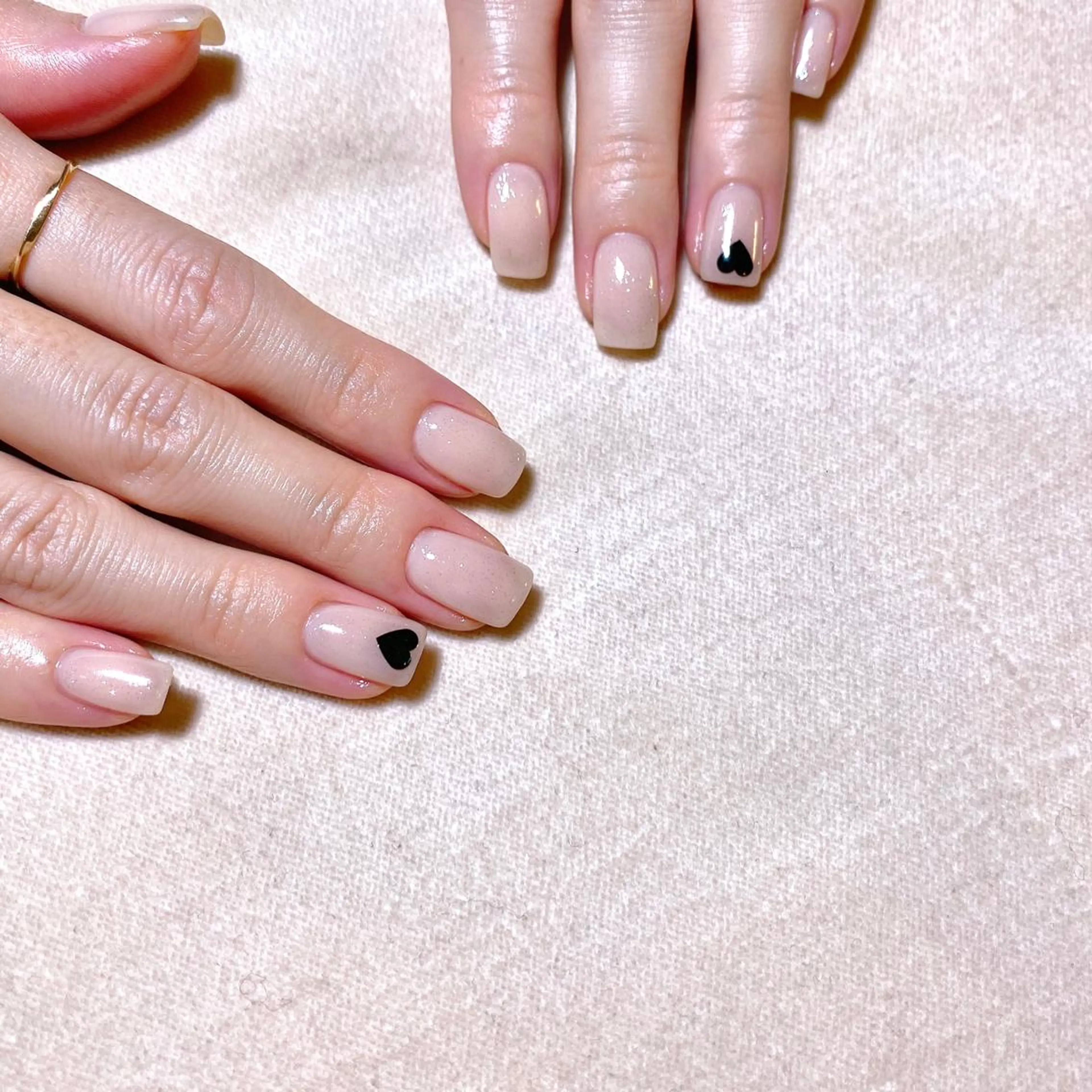 ネイル ハート ラメ(グリッター) Nail Room Bellisのネイルデザイン