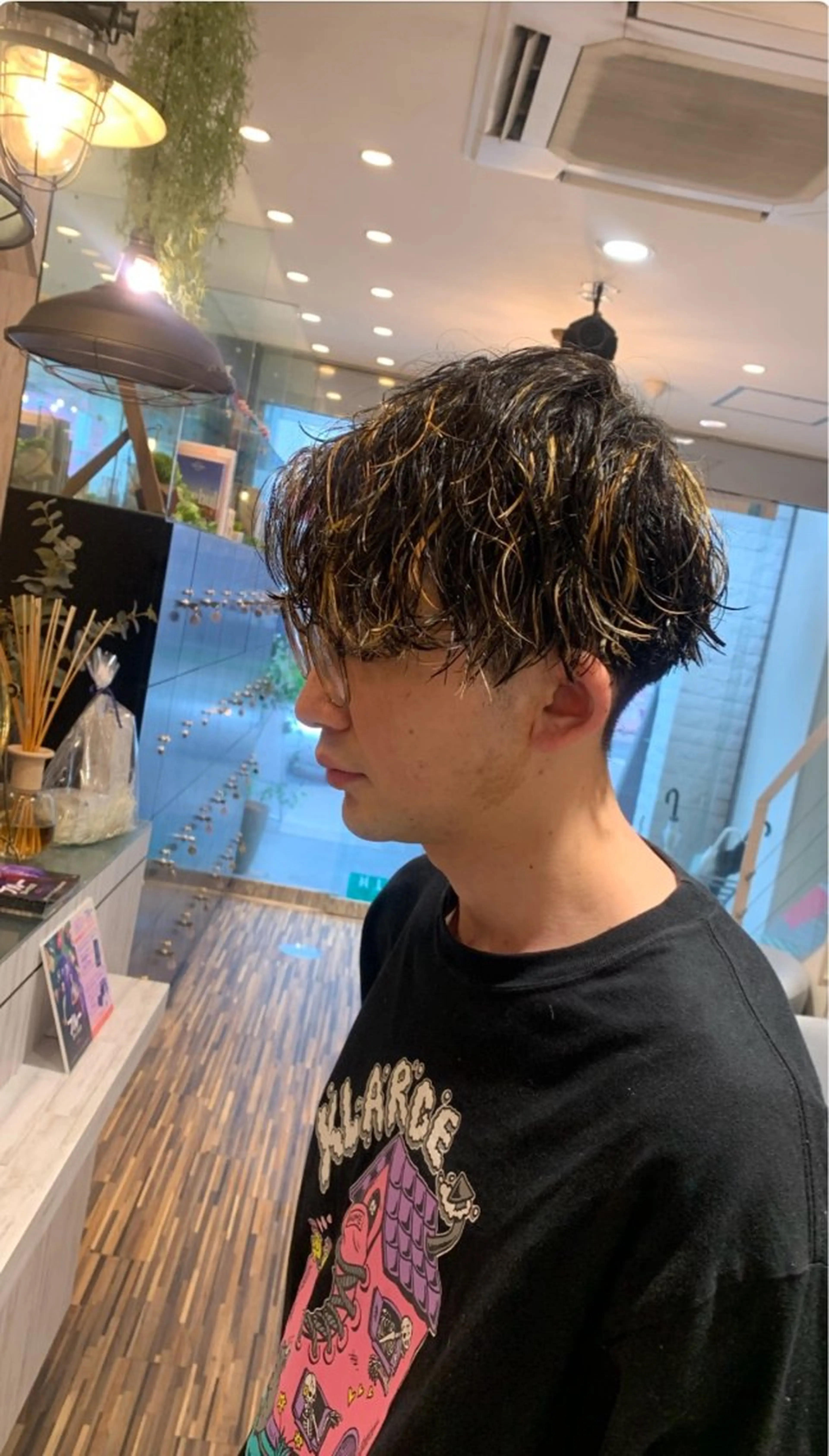 ショート カラー メンズ カット パーマ EARTH 寺本尚生のヘアスタイル
